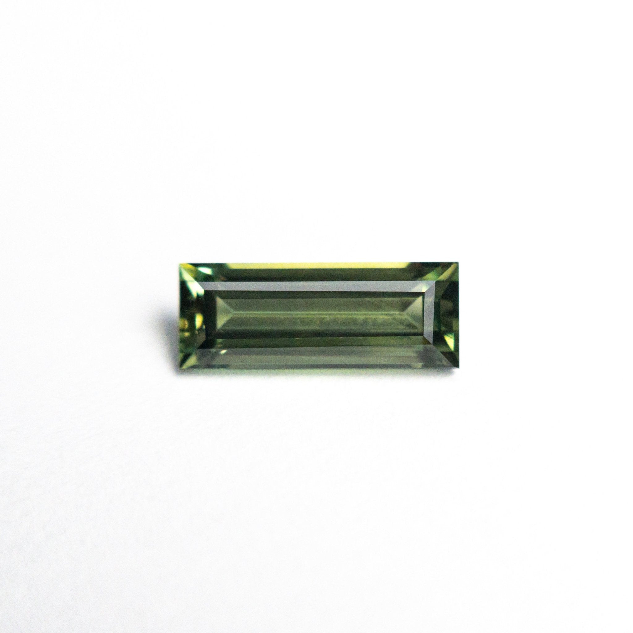 0.85ct 8.45x3.22x2.61mm Rectangle Step Cut Sapphire 25740 - 03 - MTD