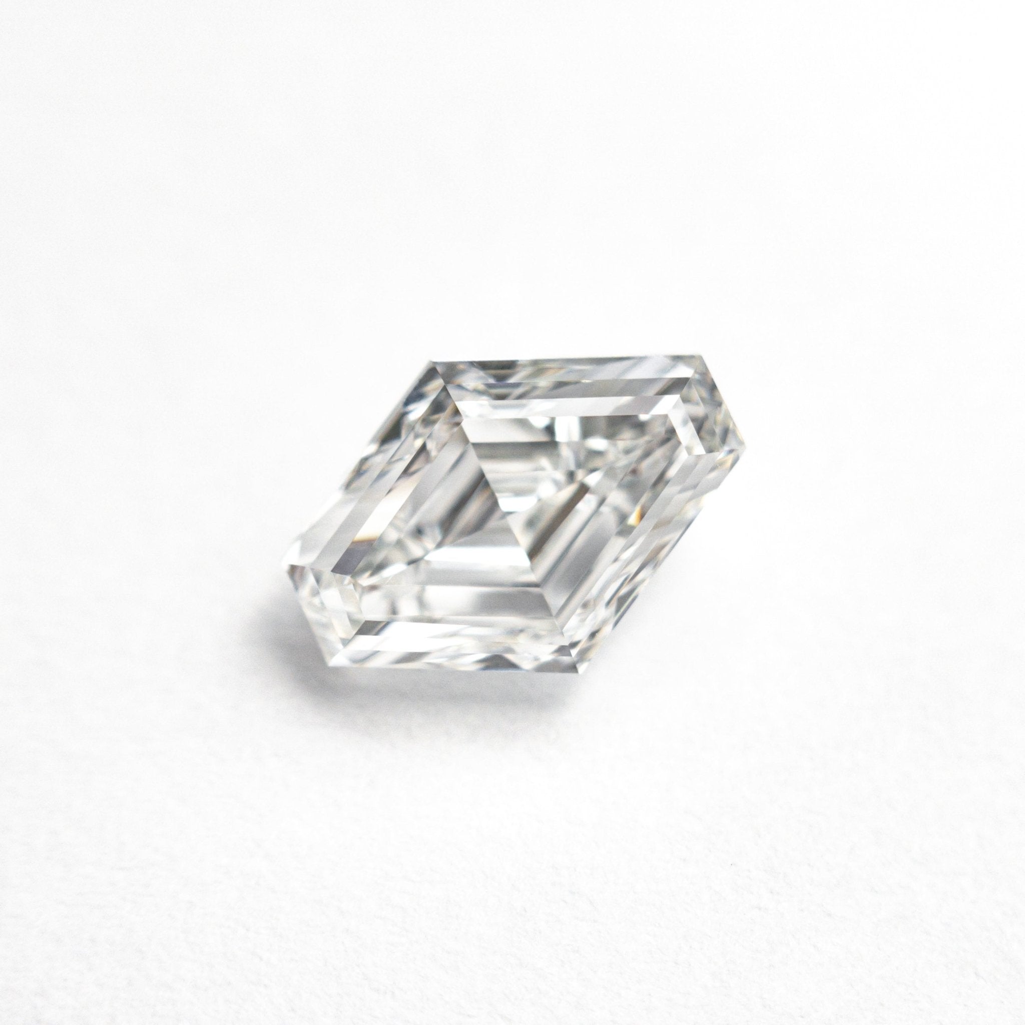 1.59ct 8.58x6.30x4.10mm GIA VS2 E Hexagon Step Cut 25908 - 01 - MTD