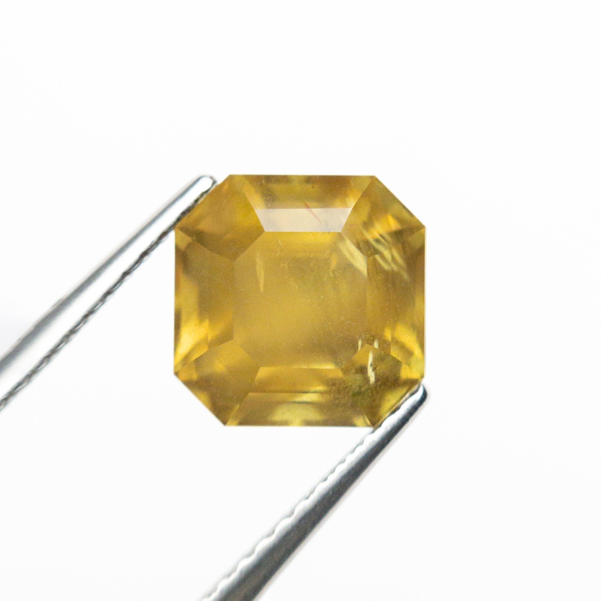 4.79ct 8.06x8.02x7.64mm Cut Corner Square Step Cut Sapphire 25934 - 01 - MTD
