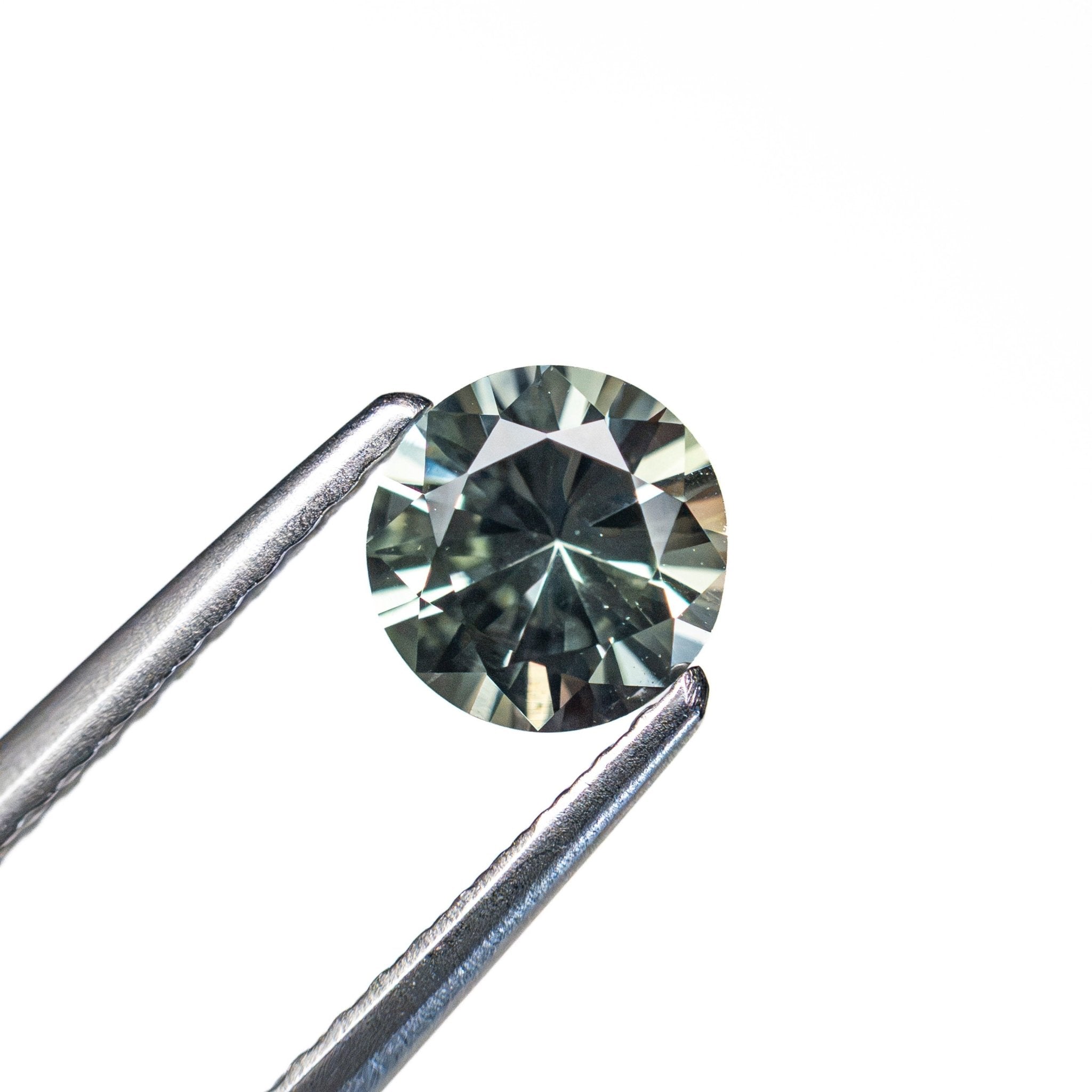 0.77ct 5.47x5.53x3.56mm Round Brilliant Sapphire 26134-11 - MTD