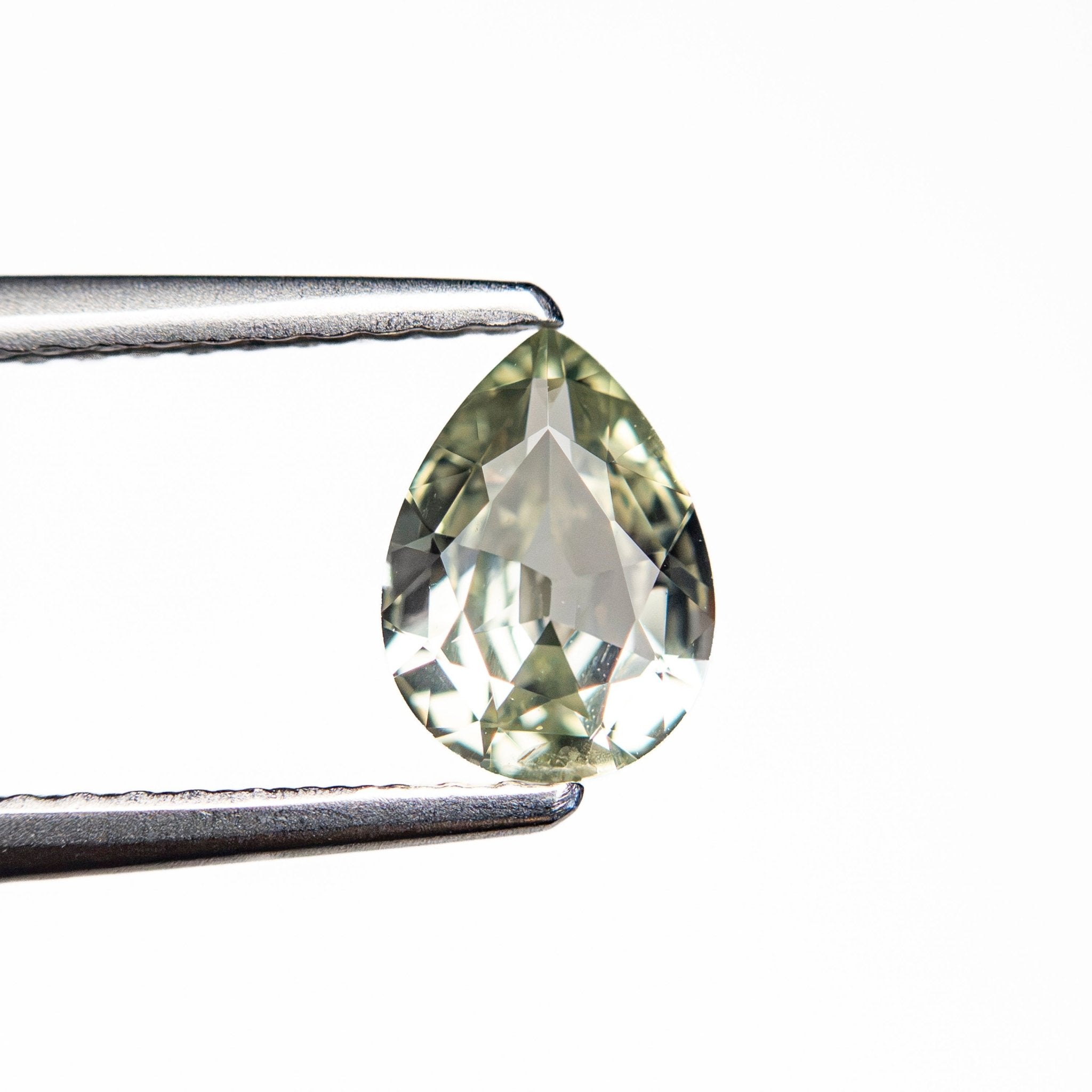 0.72ct 6.95x5.10x2.74mm Pear Brilliant Sapphire 26150-05 - MTD