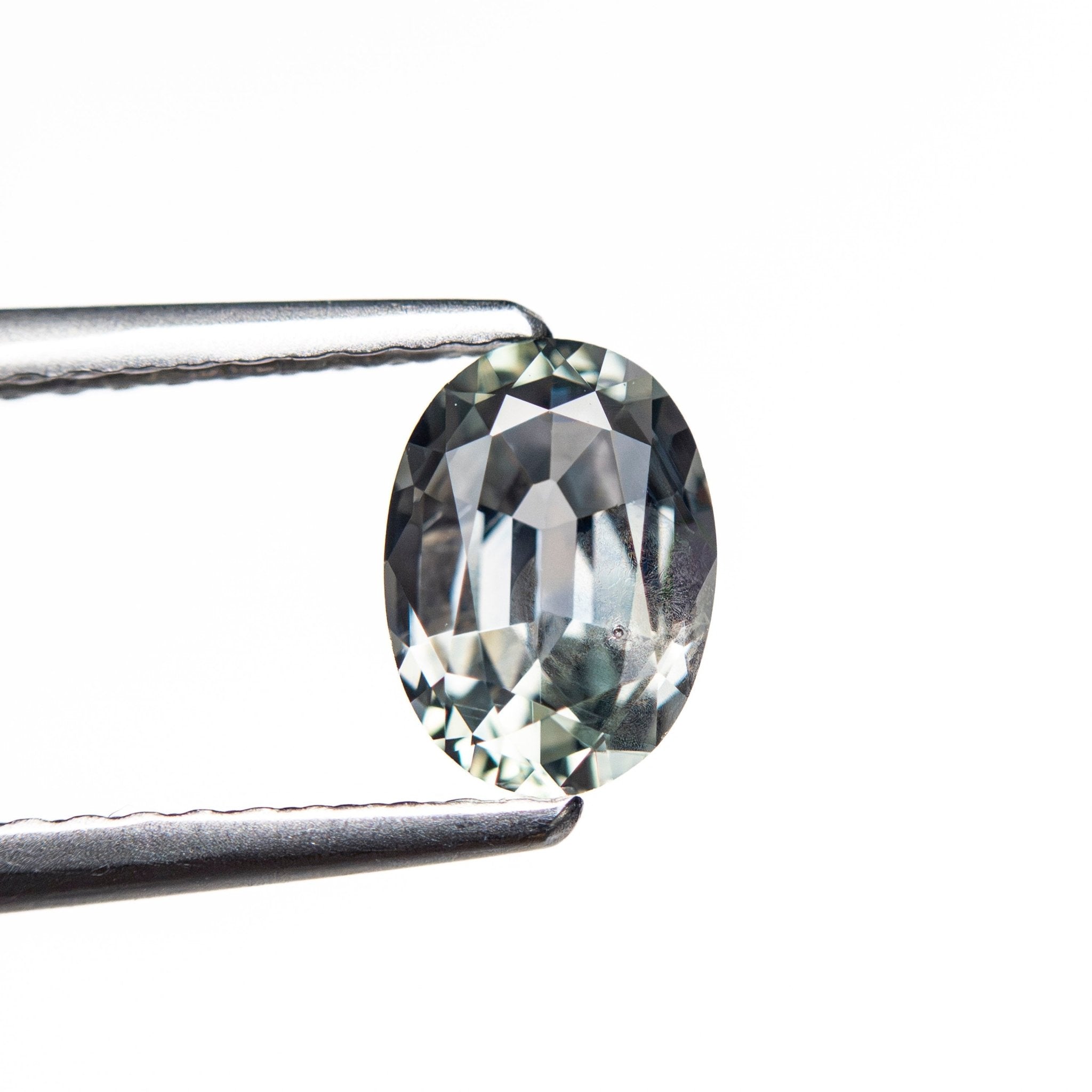 0.94ct 6.97x5.01x3.14mm Oval Brilliant Sapphire 26162-10 - MTD