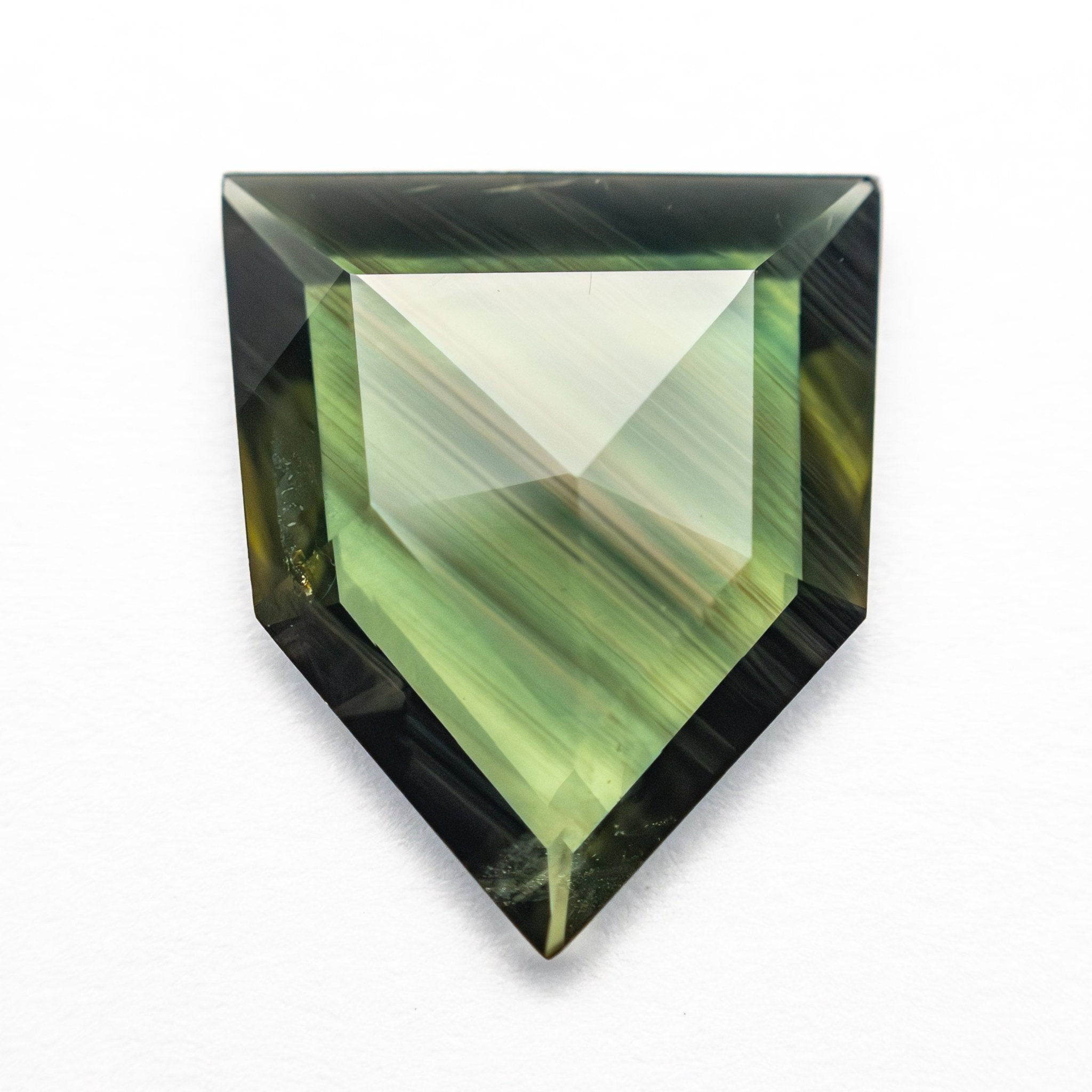 2.50ct 11.77x9.87x 2.12mm Pentagon Rosecut Sapphire 26327 - 08 - MTD