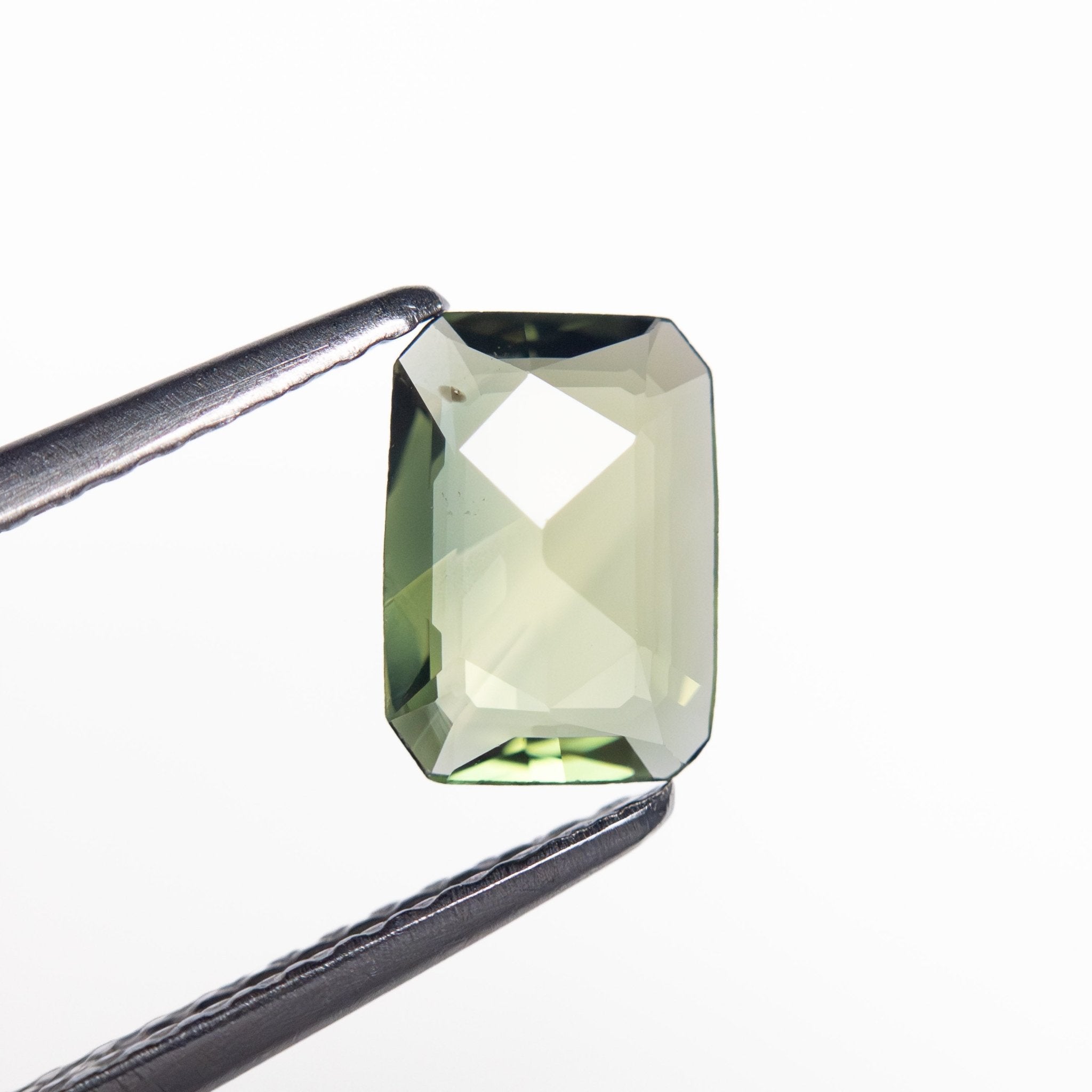 0.82ct 7.18x5.07x2.00mm Cut Corner Rectangle Step Cut Sapphire 26327 - 103 - MTD