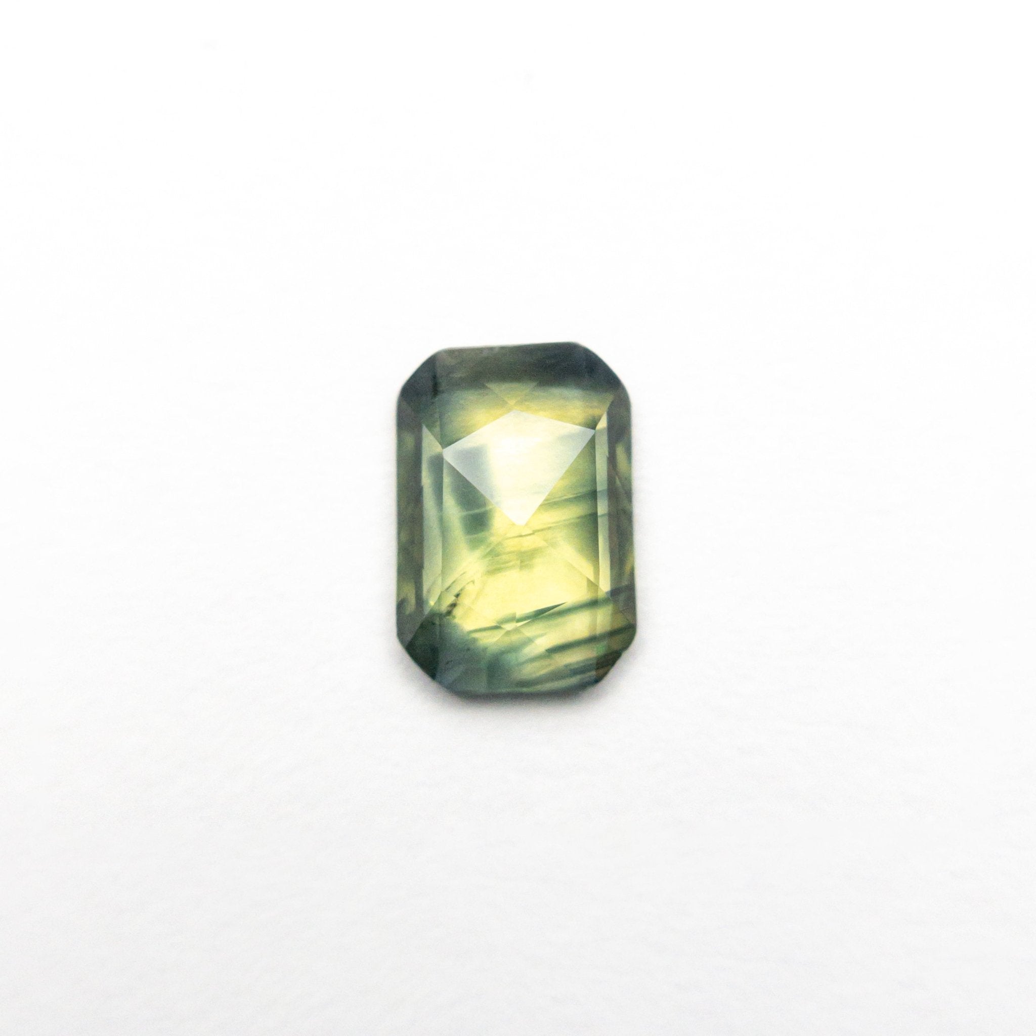 0.77ct 6.95x4.74x2.11mm Cut Corner Rectangle Sapphire 26327 - 94 - MTD