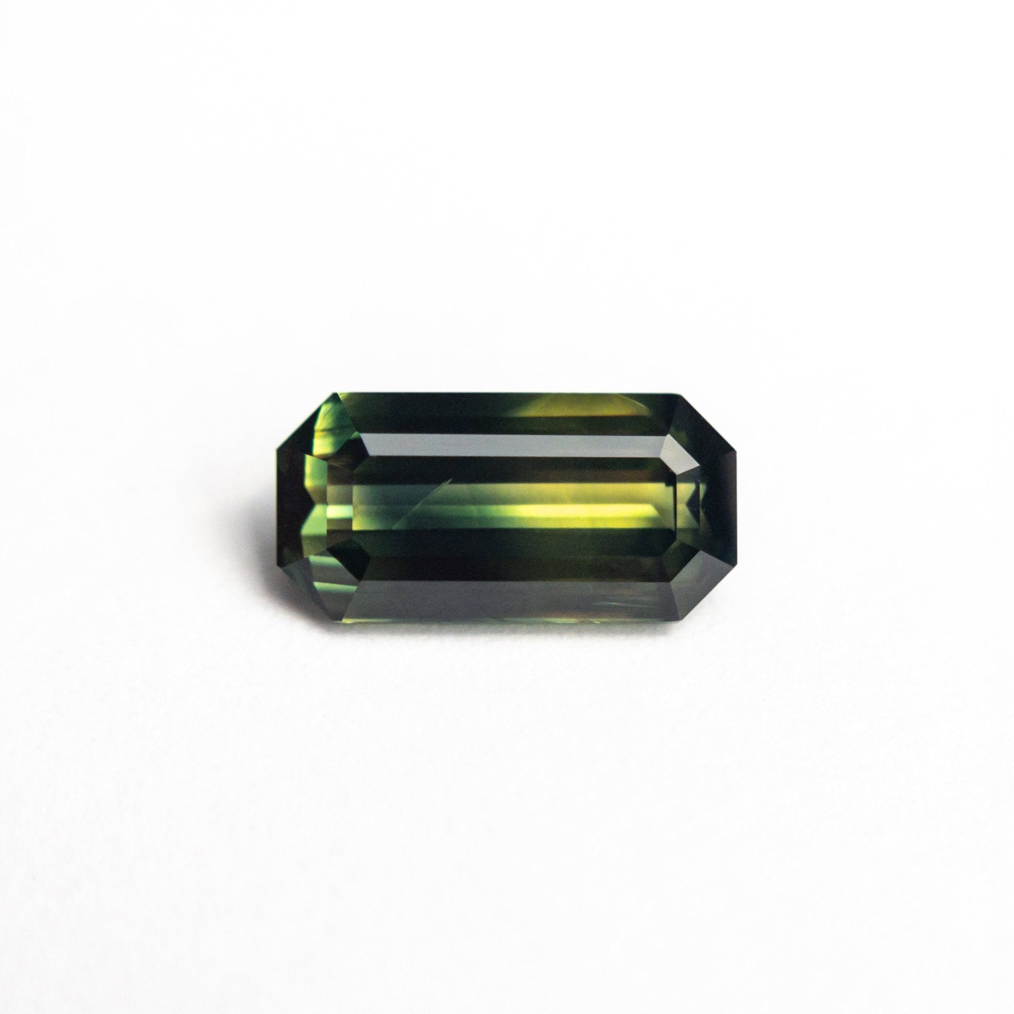 1.16ct 8.51x4.29x2.88mm Cut Corner Rectangle Step Cut Sapphire 26336 - 04 - MTD