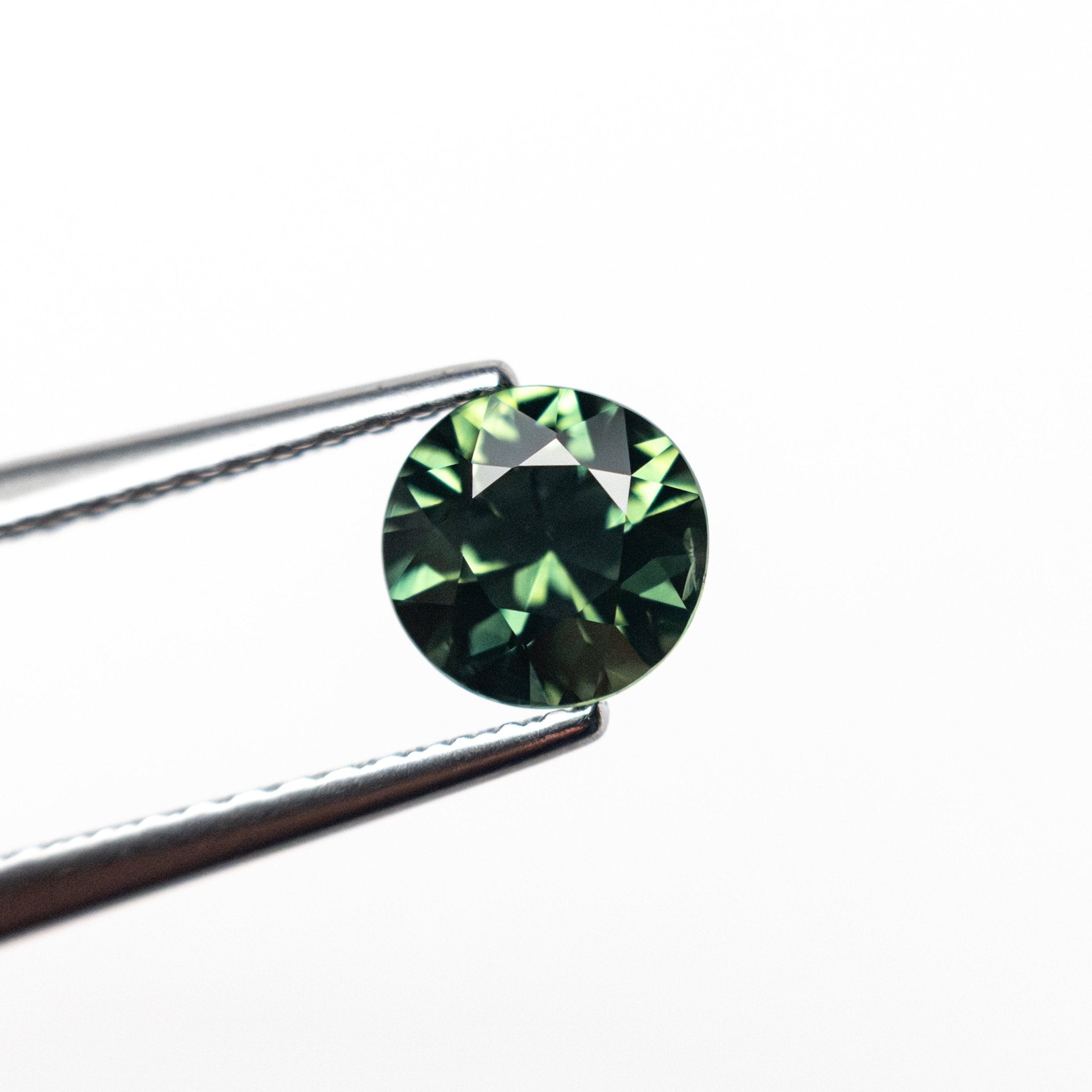 0.87ct 5.74x5.71x3.75mm Round Brilliant Sapphire 26492 - 02 - MTD