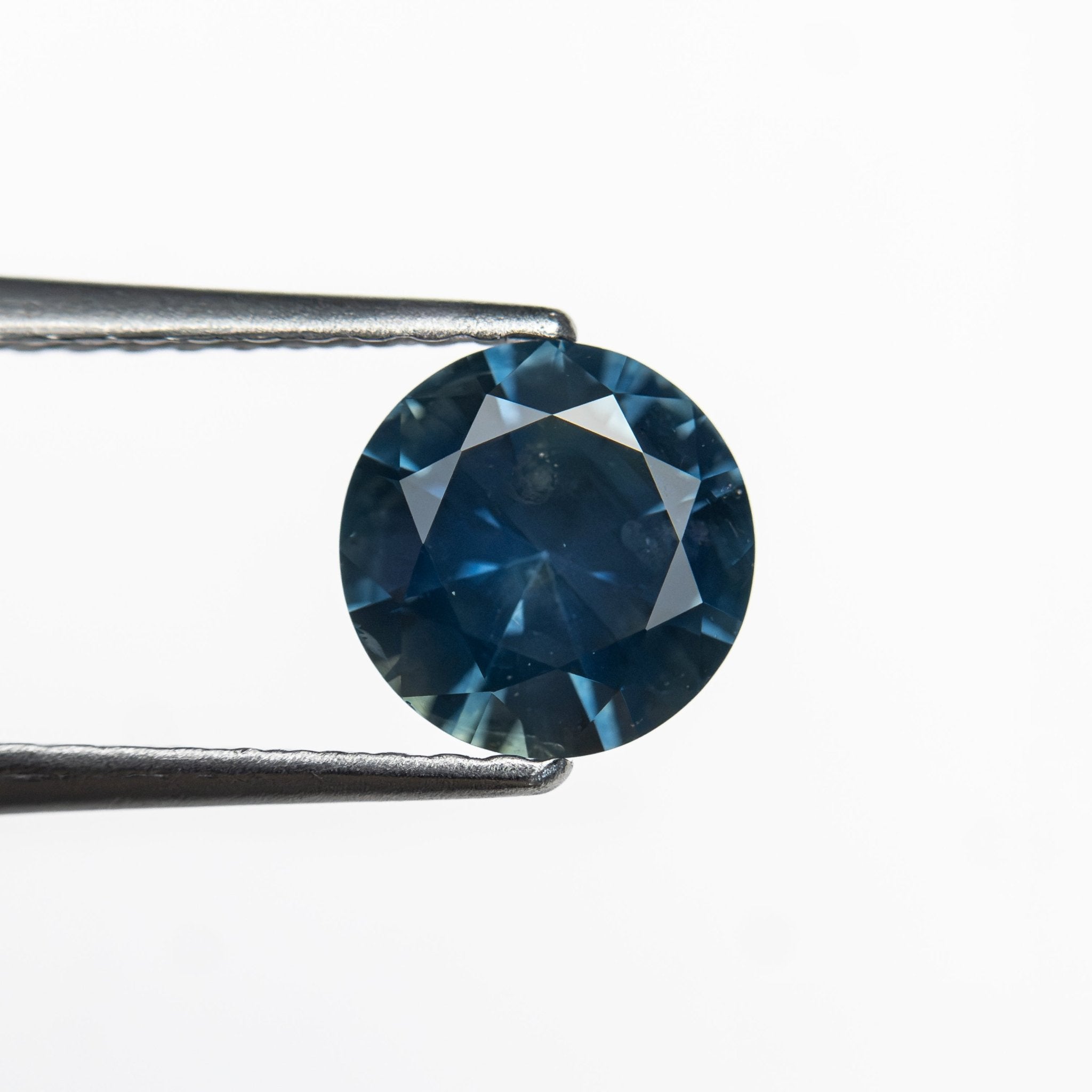 1.04ct 6.27x6.23x3.79mm Round Brilliant Sapphire 26526-16 - MTD