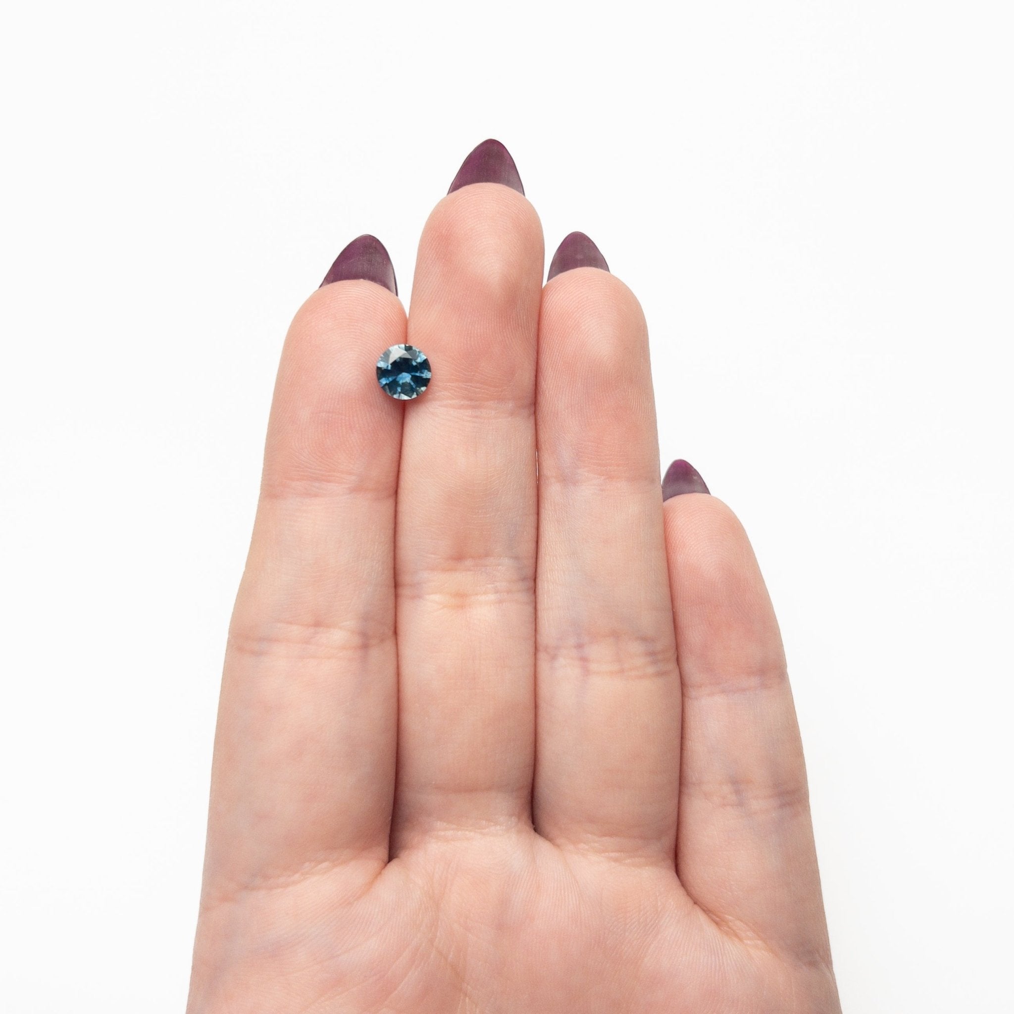1.04ct 6.27x6.23x3.79mm Round Brilliant Sapphire 26526-16 - MTD