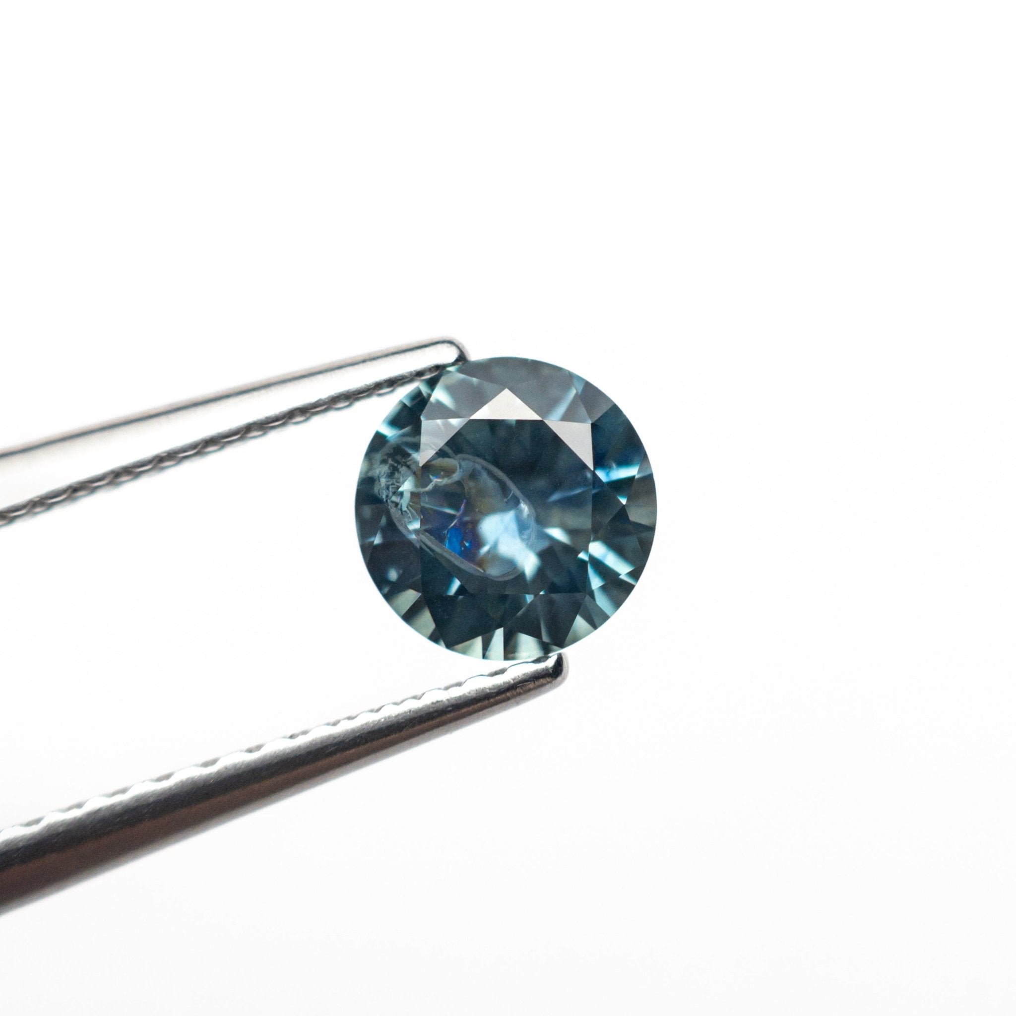 0.83ct 5.65x5.62x3.54mm Round Brilliant Sapphire 26532-02 - MTD