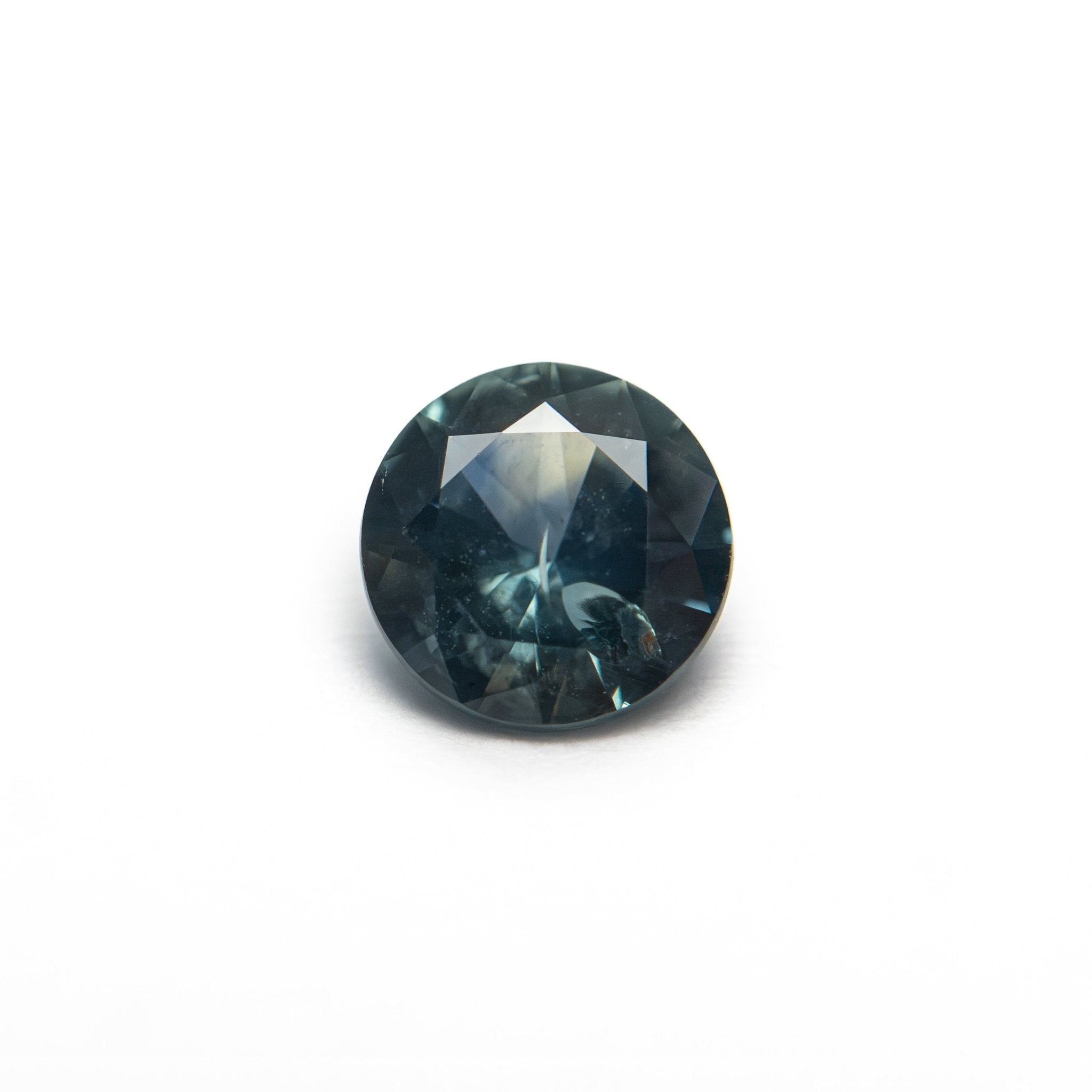 0.69ct 5.50x5.53x3.12mm Round Brilliant Sapphire 26580-01 - MTD