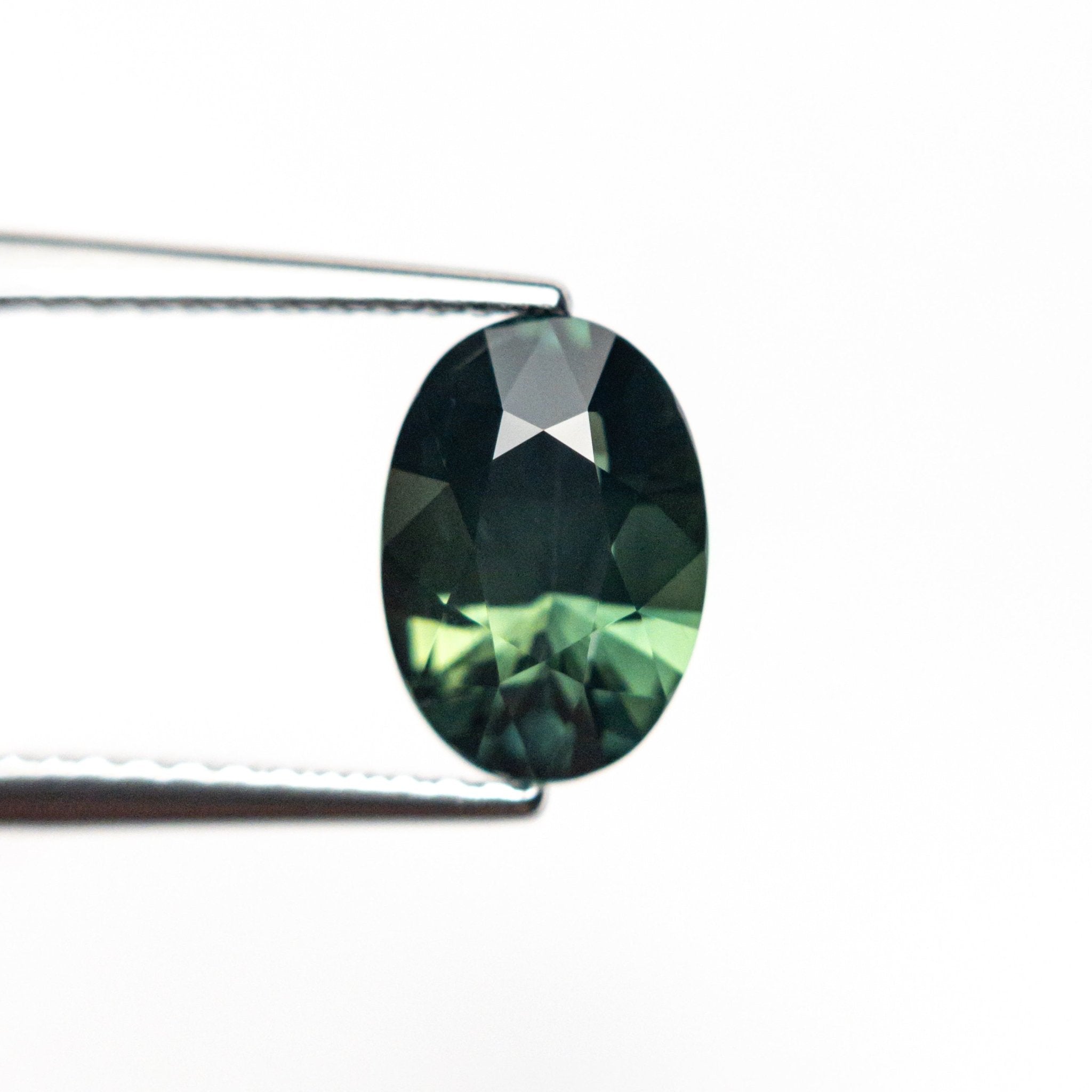 1.65ct 8.49x5.94x4.13mm Oval Brilliant Sapphire 26622 - 05 - MTD