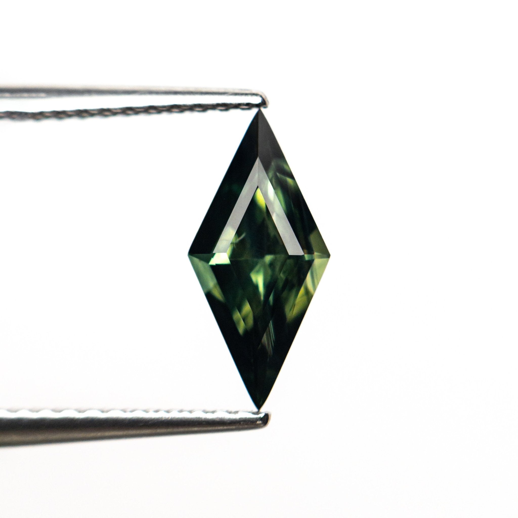 0.97ct 11.15x5.27x3.46mm Lozenge Step Cut Sapphire 26732-02 - MTD