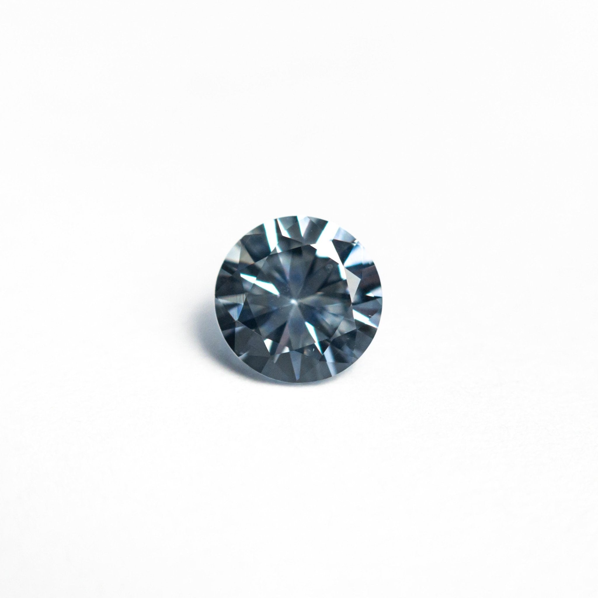 0.69ct 5.33x5.31x3.40mm Round Brilliant Sapphire 26766-12 - MTD