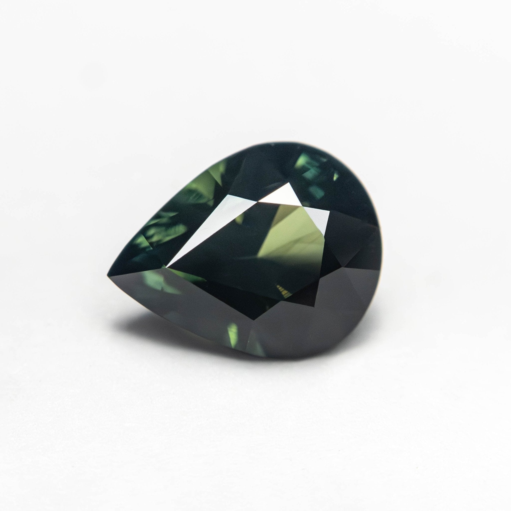 1.54ct 8.32x6.55x4.40mm Pear Brilliant Sapphire 27147 - 02 - MTD