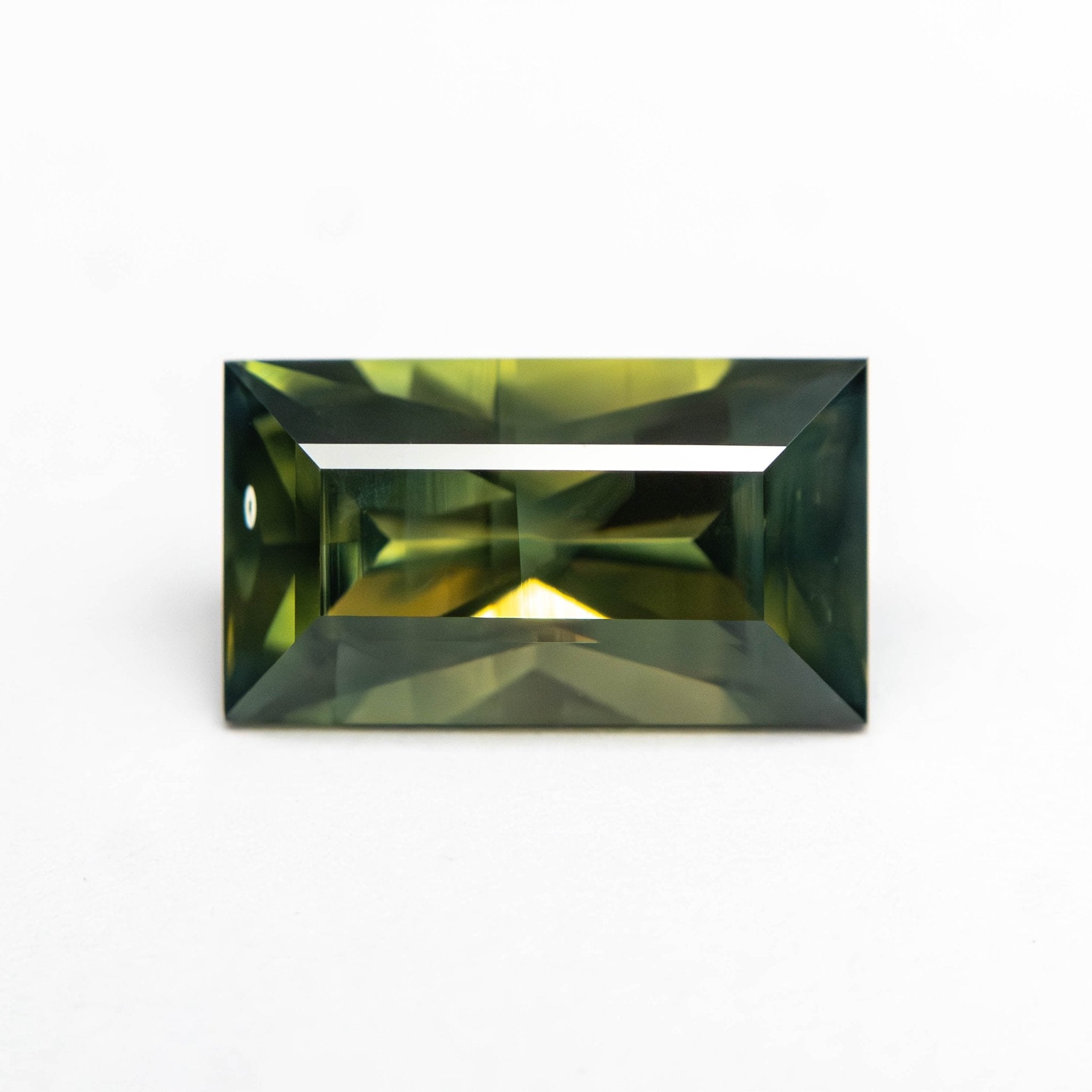 2.18ct 9.56x5.44x4.30mm Rectangle Step Cut Sapphire 27324-03 - MTD