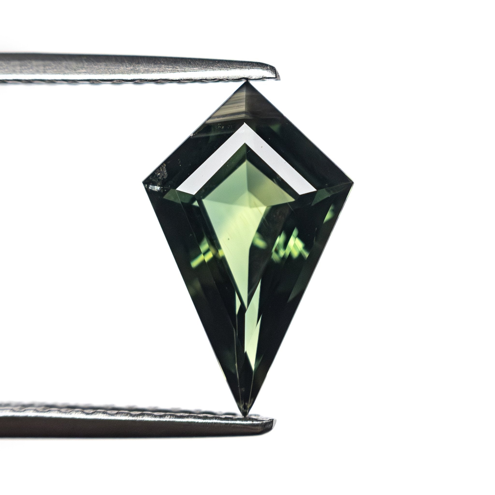 2.03ct 12.61x8.03x3.81mm Kite Step Cut Sapphire 27328 - 01 - MTD