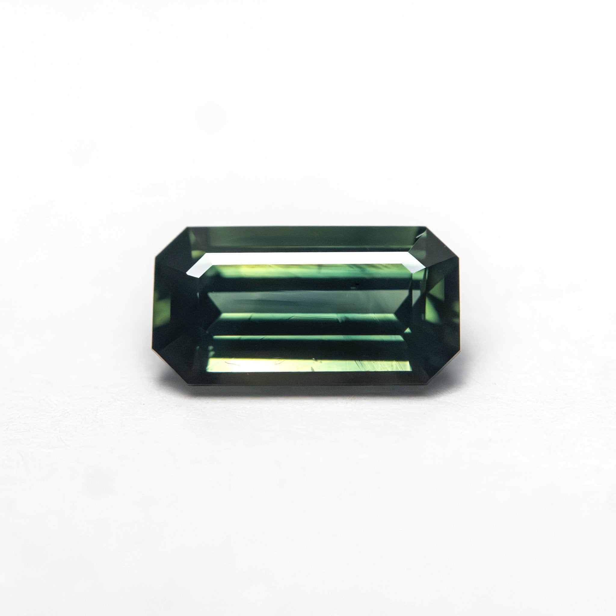 0.99ct 7.89x4.20x2.78mm Cut Corner Rectangle Steph Cut Sapphire 27329-05 - MTD