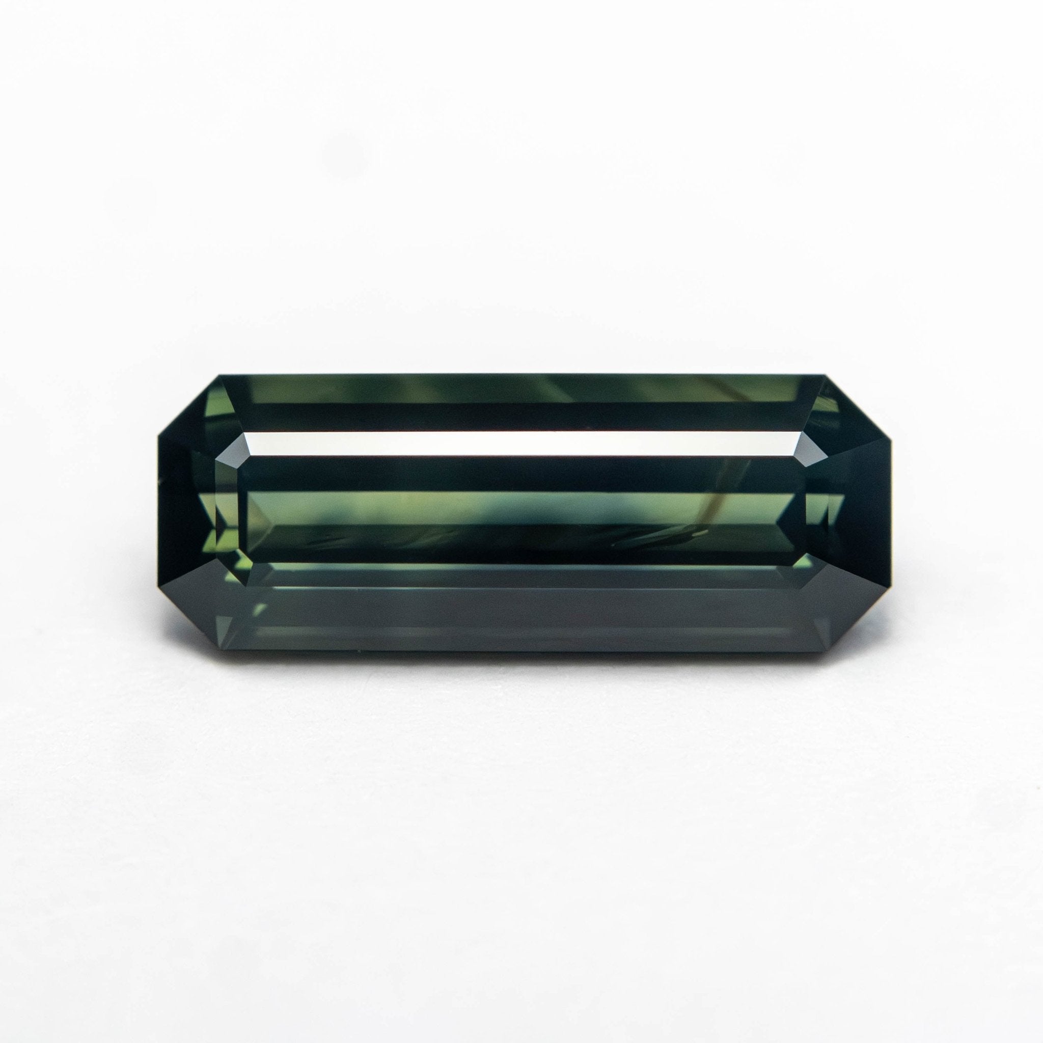 1.82ct 11.63x4.42x3.18mm Cut Corner Rectangle Step Cut Sapphire 27331 - 01 - MTD