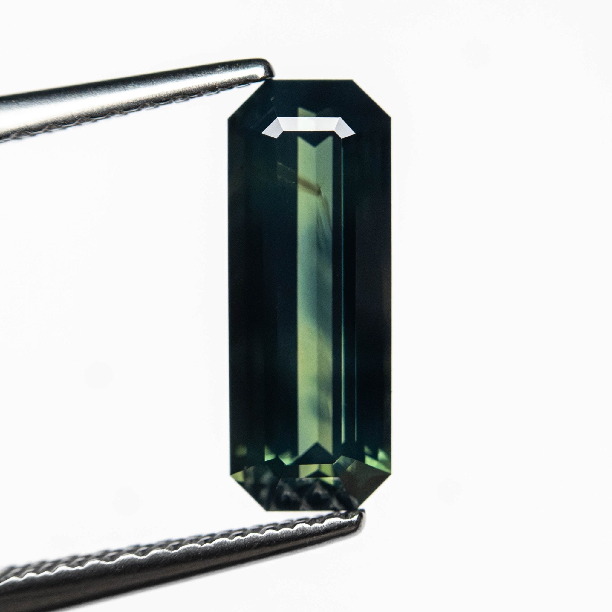 1.82ct 11.63x4.42x3.18mm Cut Corner Rectangle Step Cut Sapphire 27331 - 01 - MTD