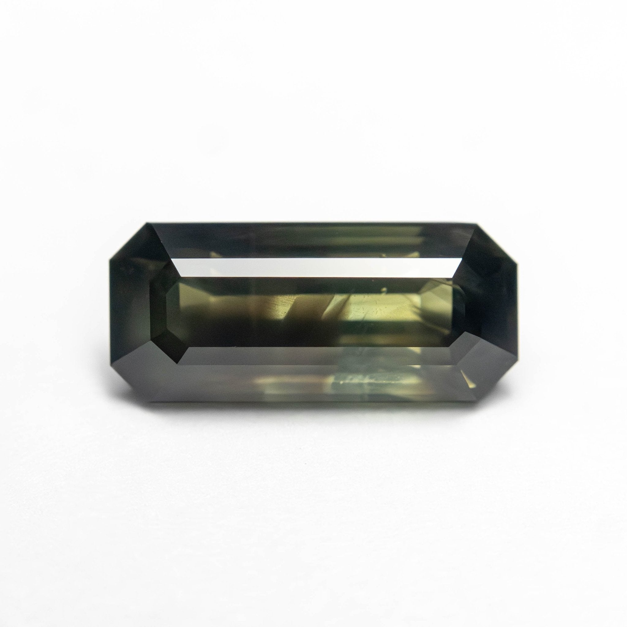 2.18ct 10.76x4.74x4.00mm Cut Corner Rectangle Step Cut Sapphire 27331-03 - MTD