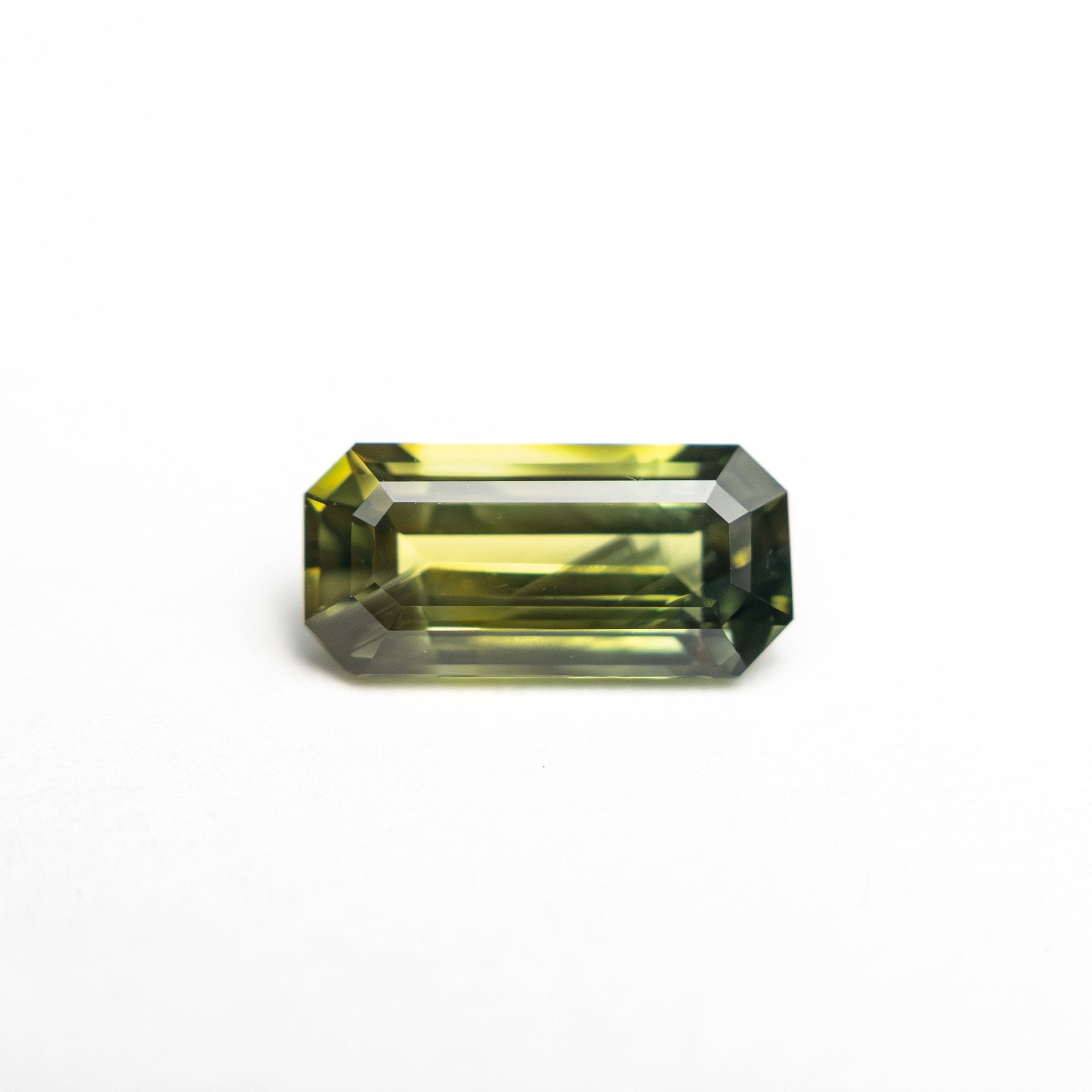 1.20ct 8.69x4.15x3.05mm Cut Corner Rectangle Step Cut Sapphire 27353 - 01 - MTD