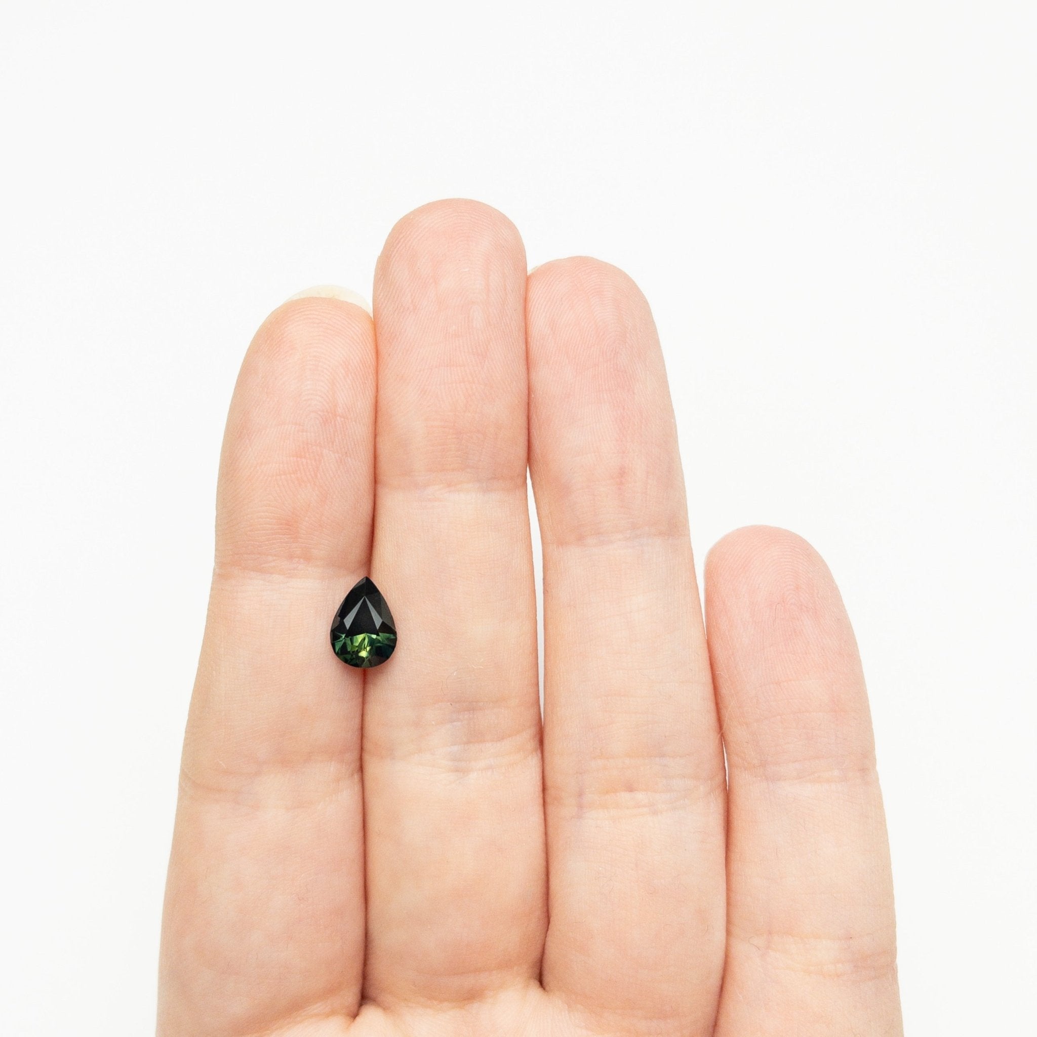 1.54ct 8.68x6.29x4.28mm Pear Brilliant Sapphire 27357 - 01 - MTD