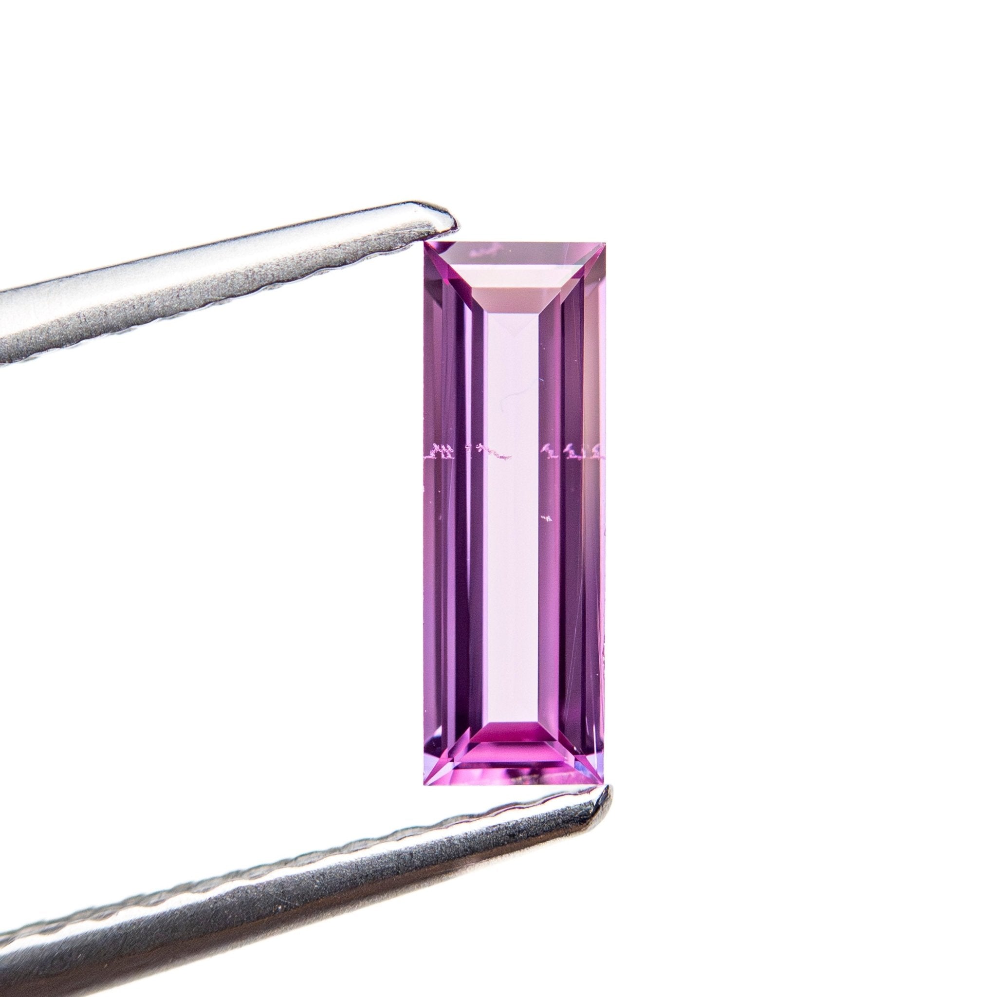 0.56ct 9.04x3.04x1.68mm Baguette Step Cut Sapphire 27721 - 11 - MTD