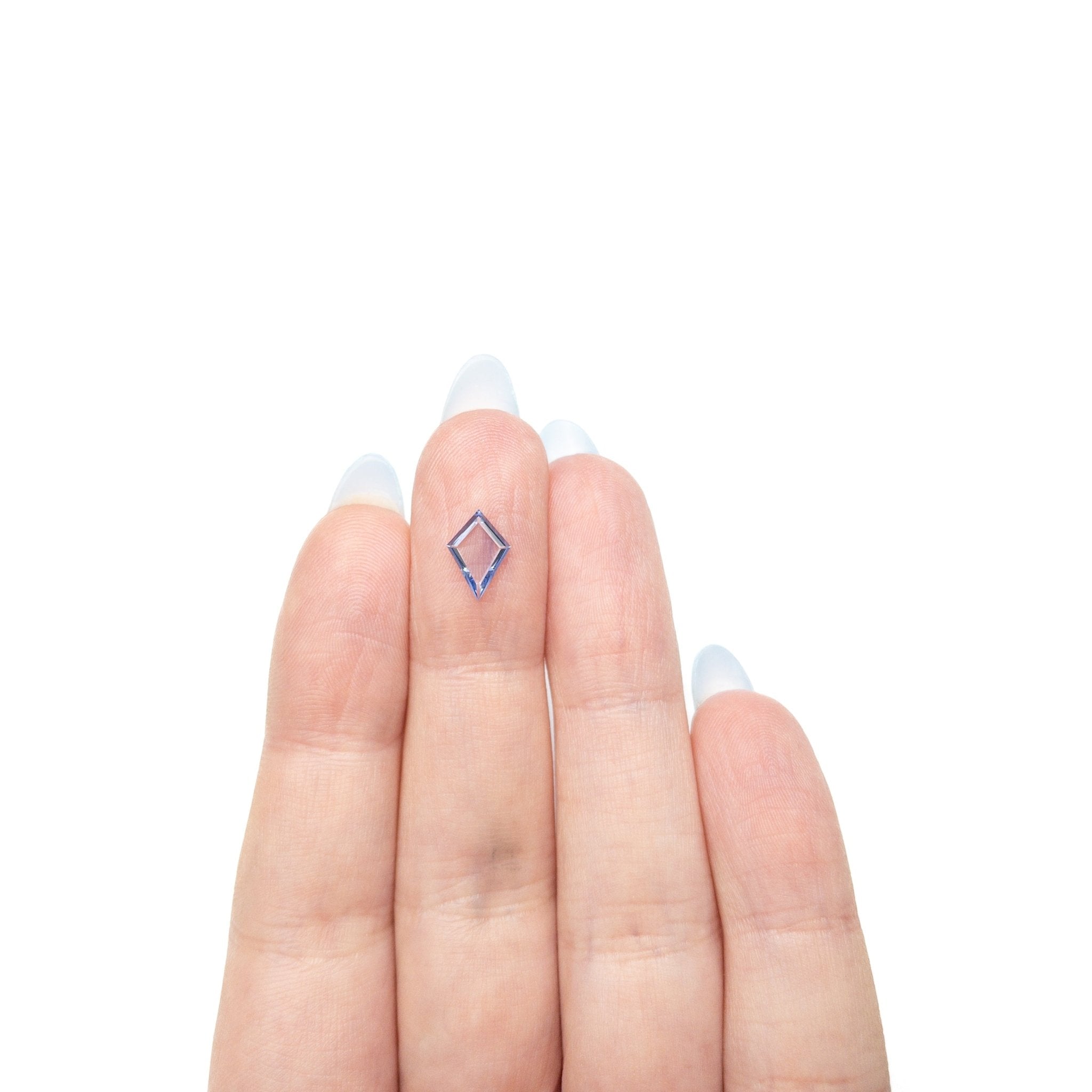 0.61ct 9.49x6.57x1.31mm Kite Portrait Cut Sapphire 27740-07 - MTD