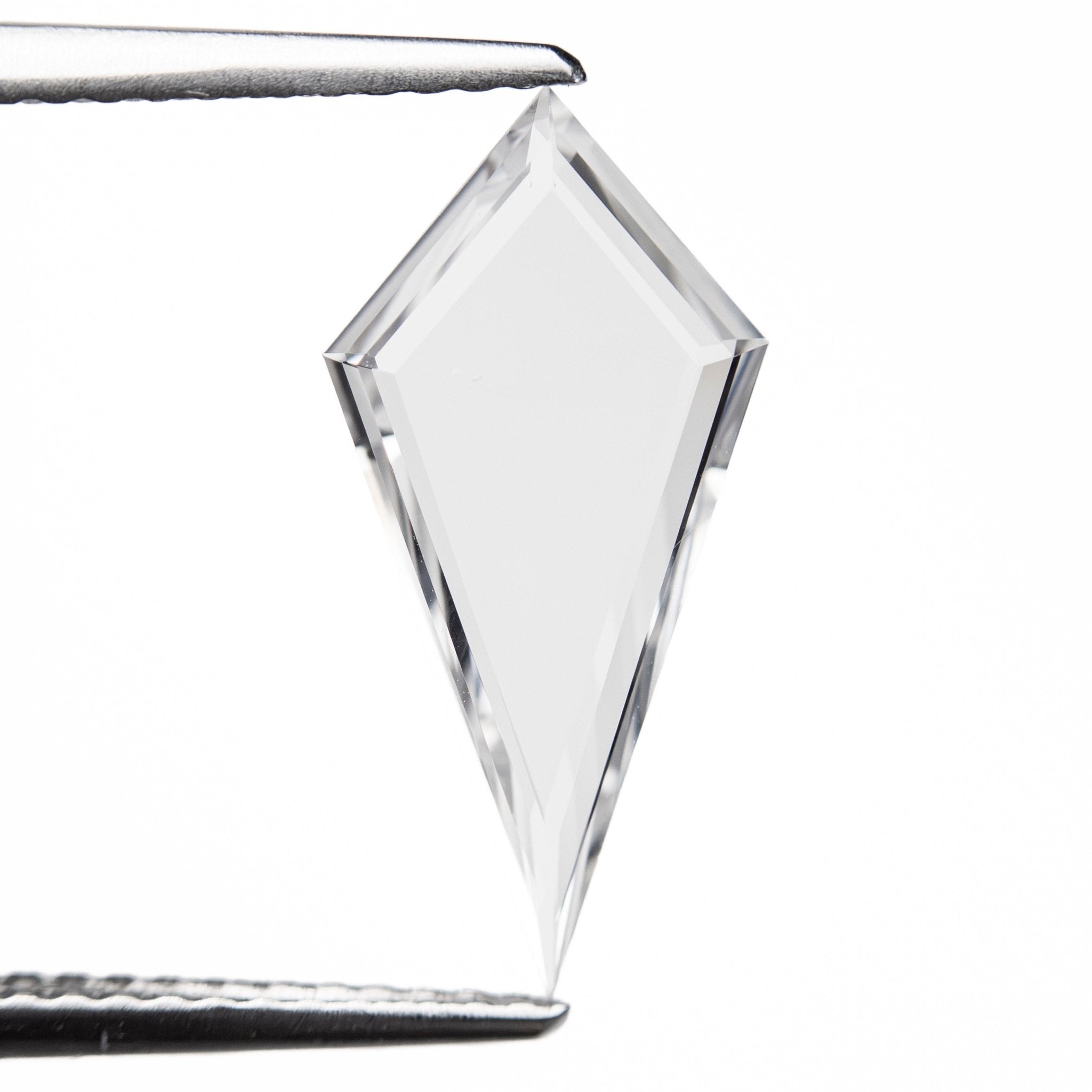 1.60ct 16.83x8.21x1.62mm Kite Portrait Cut Sapphire 27740-09 - MTD