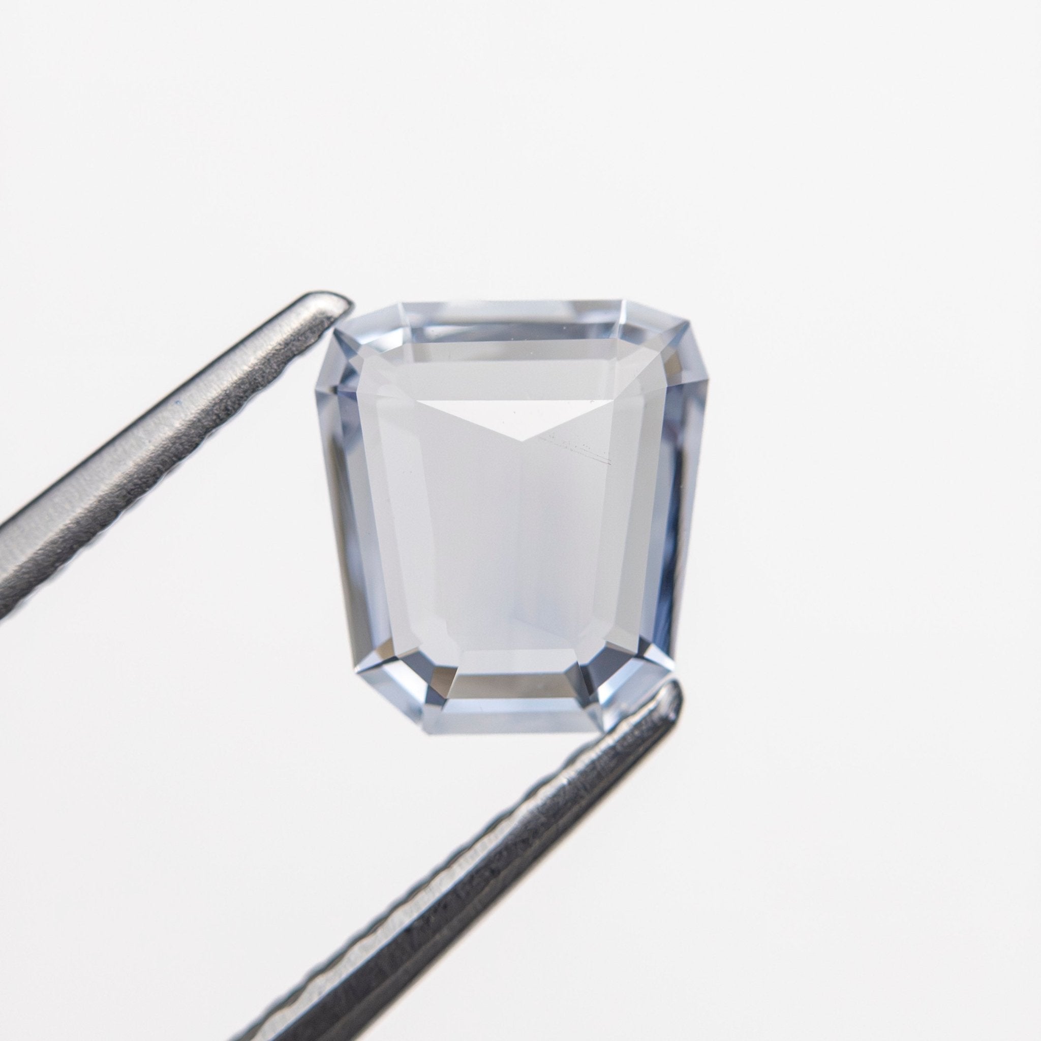 1.12ct 6.95x6.31x2.41mm Trapezoid Step Cut Sapphire 27740-17 - MTD