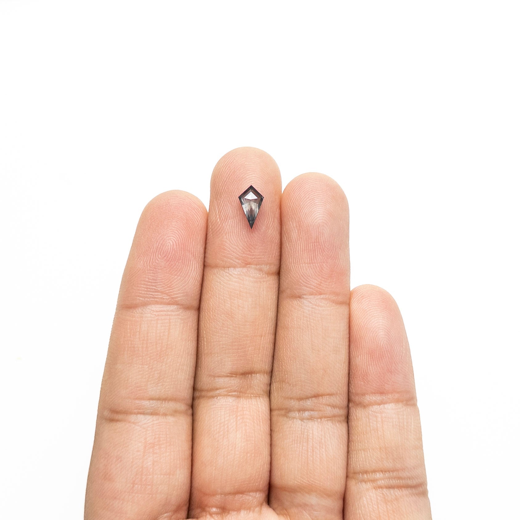 0.70ct 9.05x5.26x2.54mm Kite Step Cut 27909 - 02 - MTD