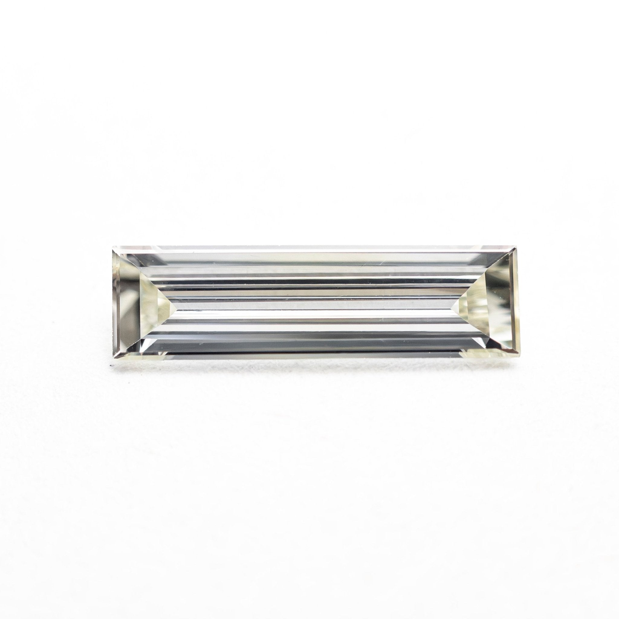 0.45ct 10.50x2.98x1.42mm VS2 Q - R Baguette Step Cut 27911 - 01 - MTD