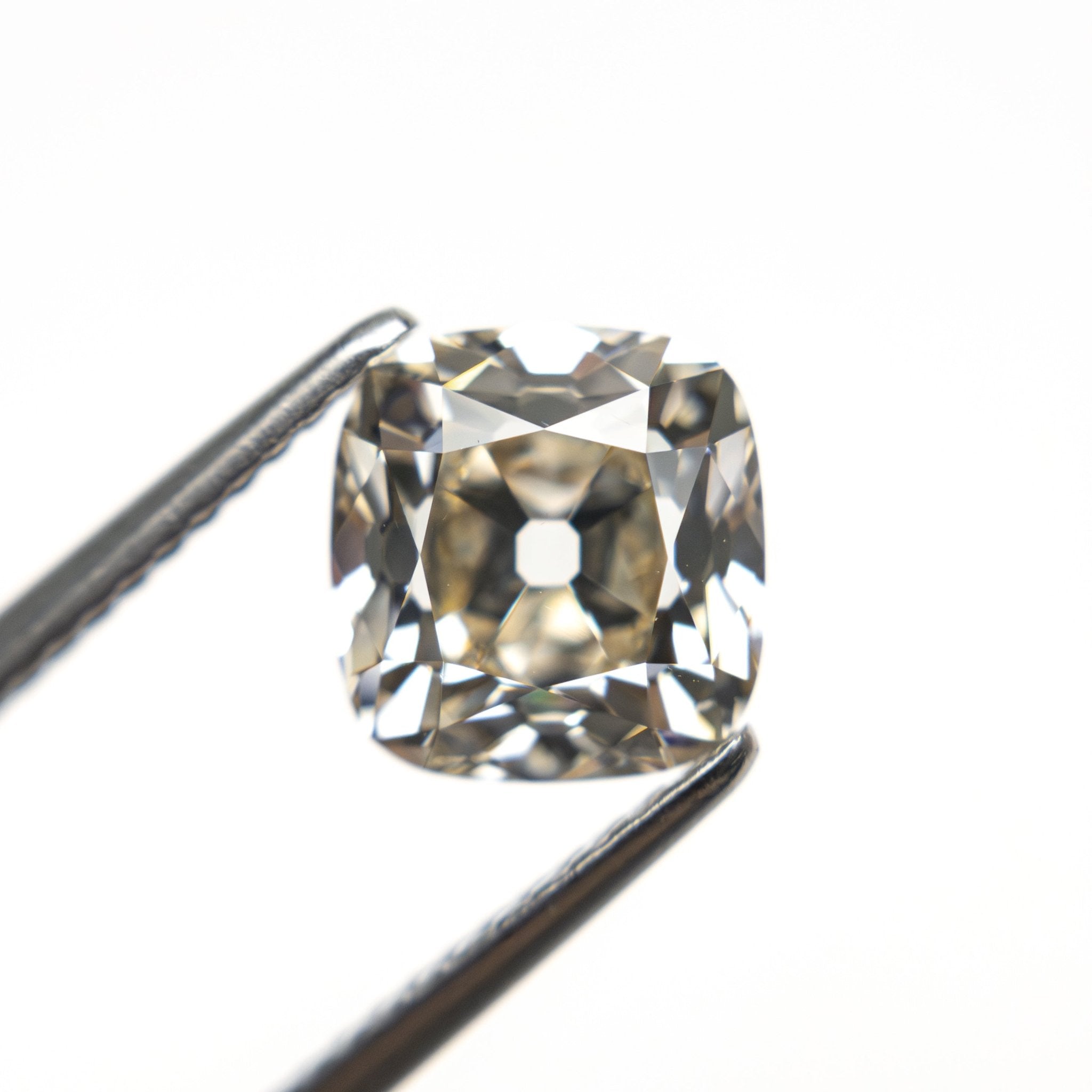 2.30ct 7.73x7.37x4.99mm VVS2 Q-R Modern Antique Old Mine Cut 🇨🇦 27919-01 - MTD