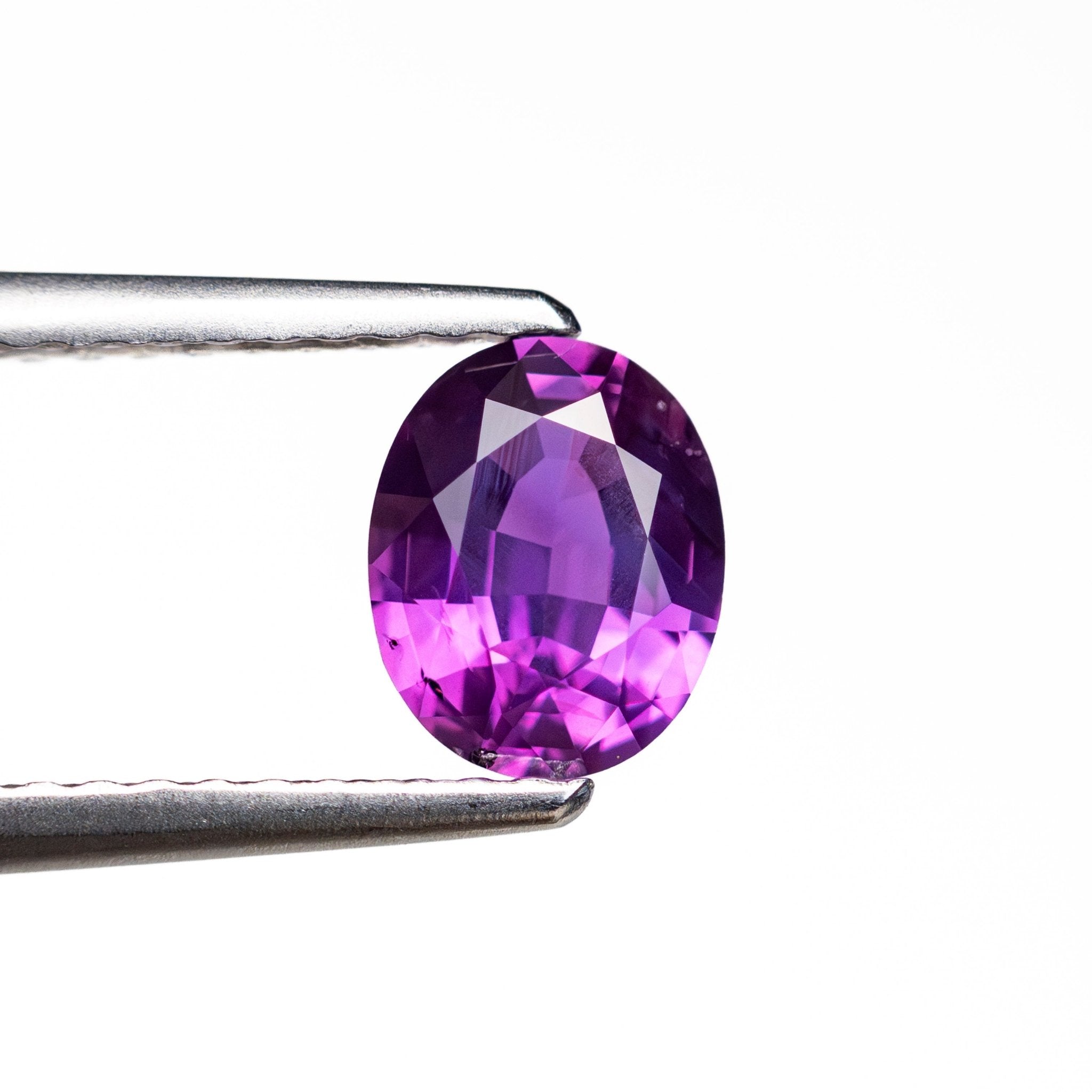 0.94ct 6.74x5.43x3.11mm Oval Brilliant Sapphire 27955 - 09 - MTD