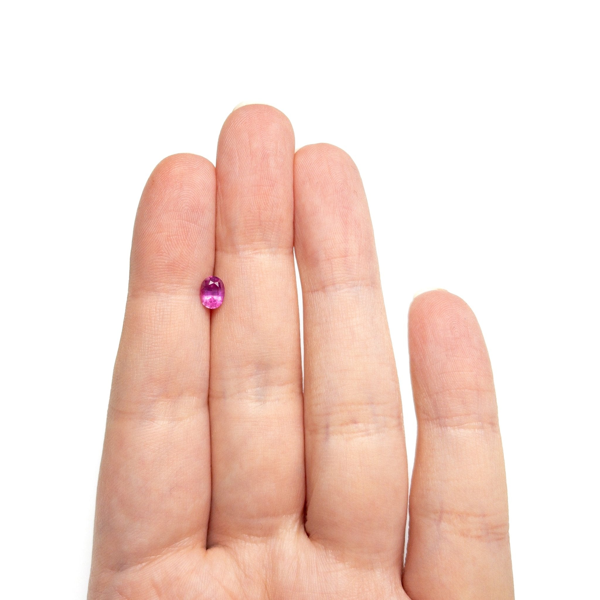 0.65ct 5.85x4.40x3.09mm Oval Brilliant Sapphire 27955 - 10 - MTD