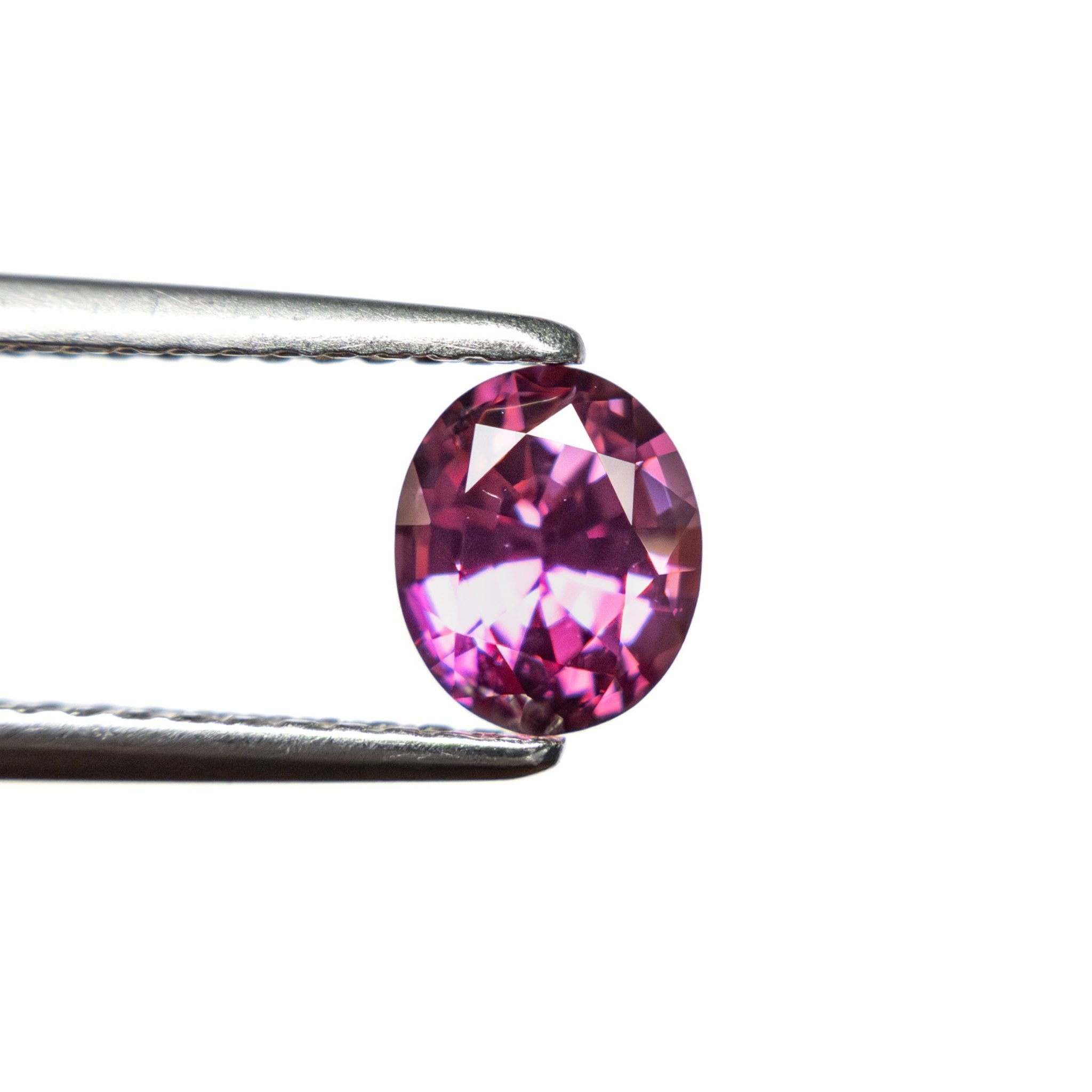 0.83ct 6.04x5.07x3.46mm Oval Brilliant Sapphire 27955-14 - MTD