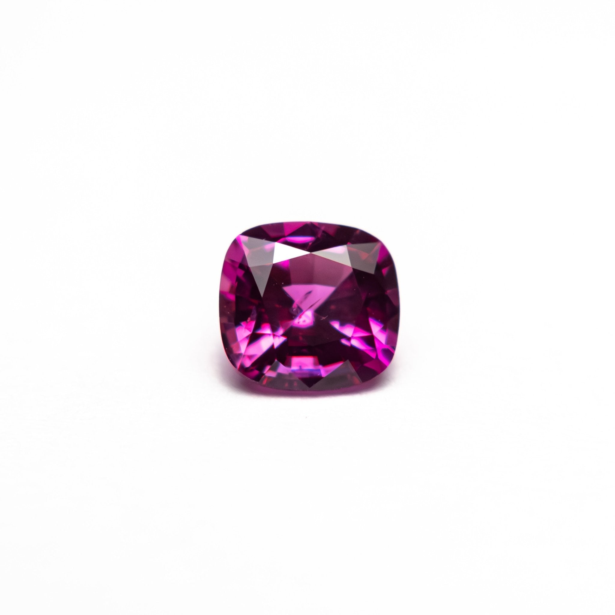 0.67ct 5.14x4.94x3.21mm Cushion Brilliant Sapphire 27955 - 18 - MTD