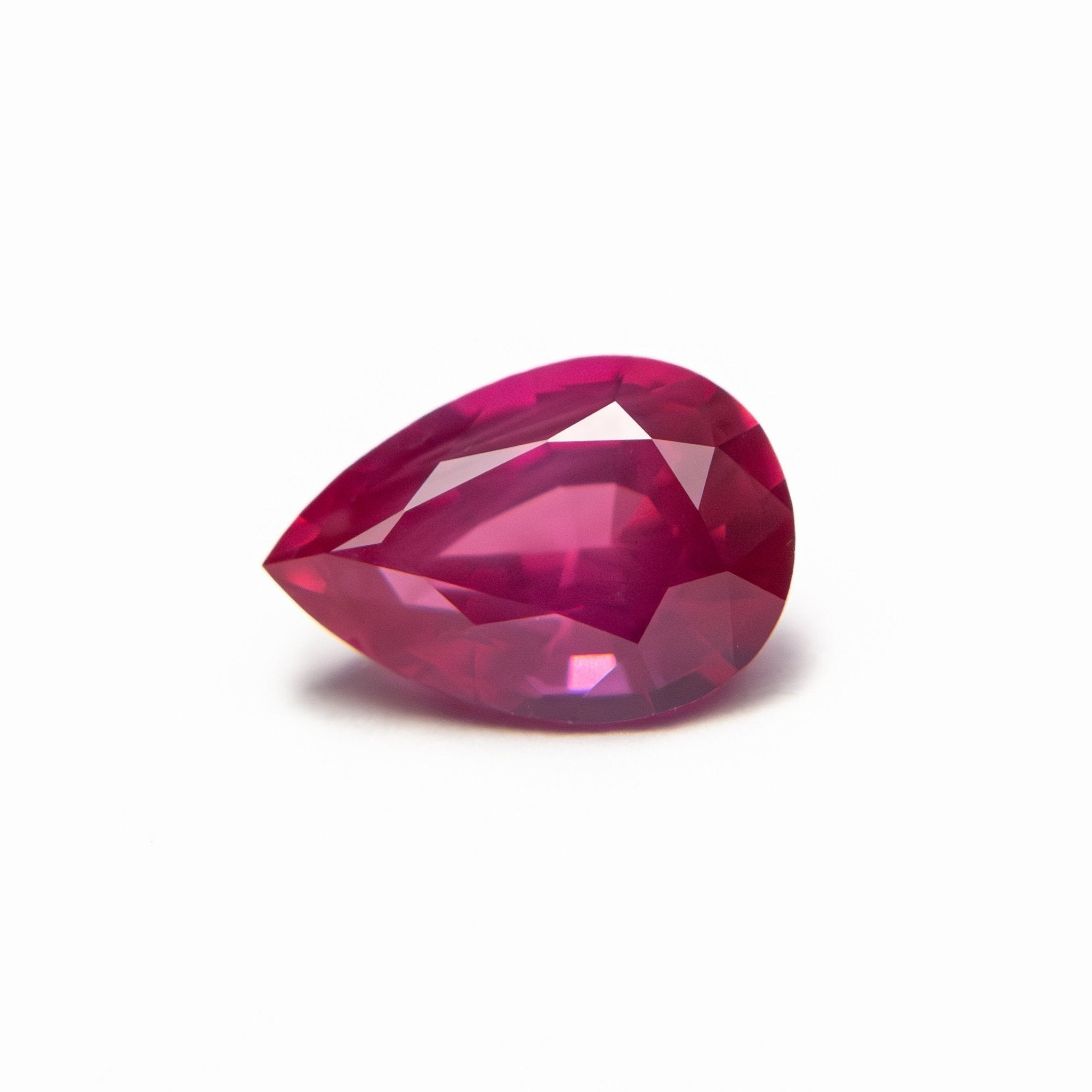 1.19ct 7.97x5.54x3.78mm Pear Brilliant Ruby 27955 - 26 - MTD