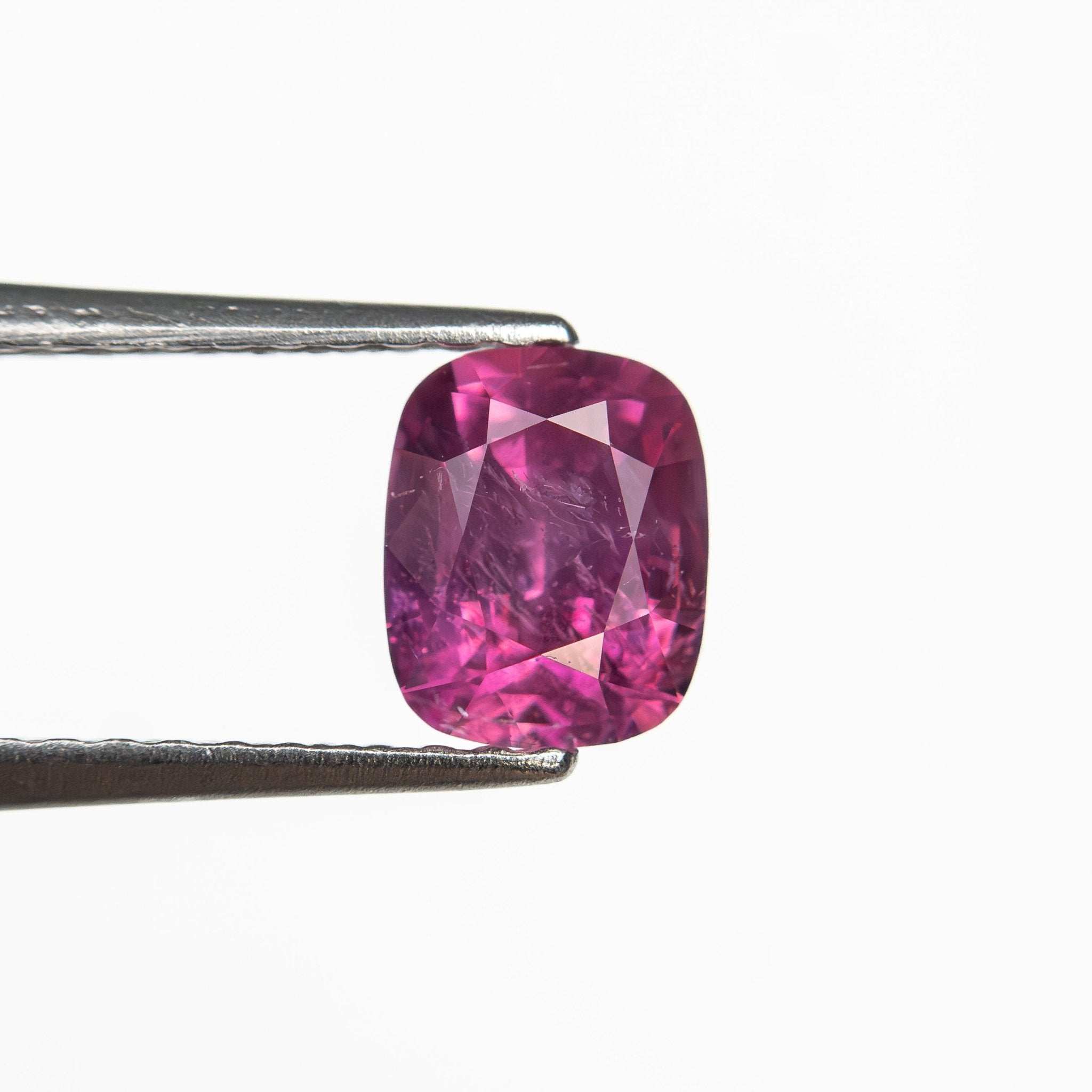 0.97ct 6.07x4.95x3.65mm Cushion Brilliant Sapphire 27955-29 - MTD