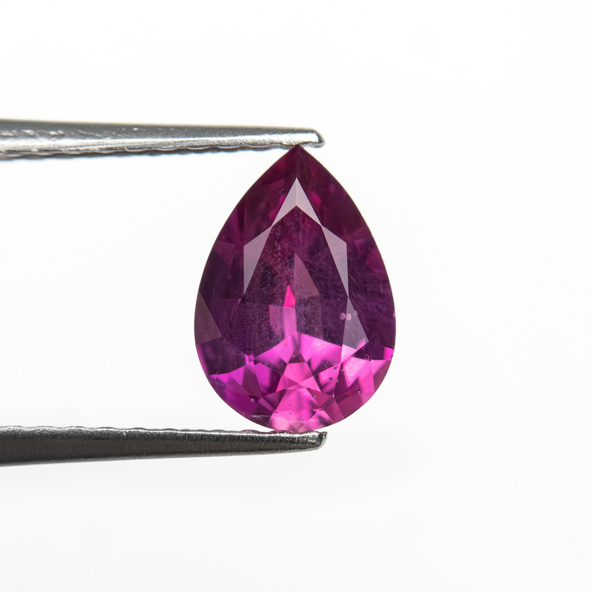 1.10ct 7.93x5.56x3.42mm Pear Brilliant Sapphire 27955 - 31 - MTD