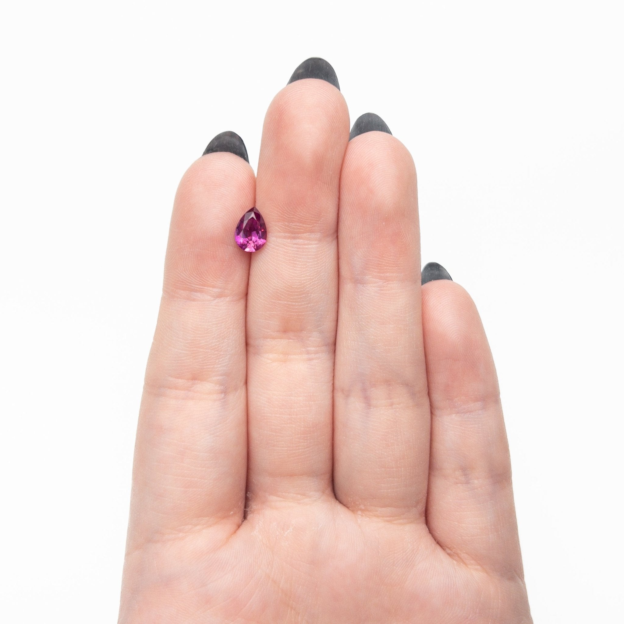 1.10ct 7.93x5.56x3.42mm Pear Brilliant Sapphire 27955 - 31 - MTD