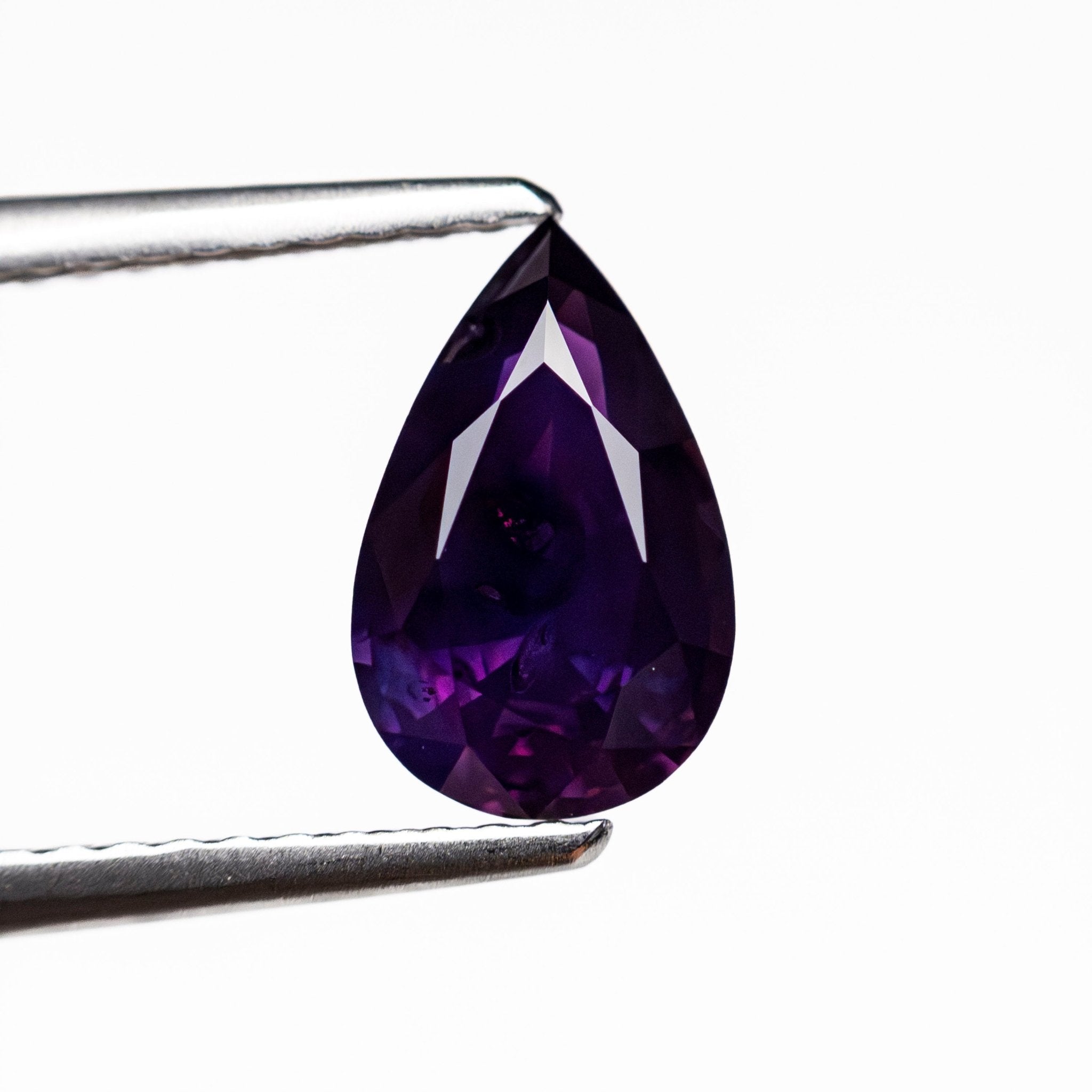 1.52ct 9.28x5.86x3.83mm Pear Brilliant Sapphire 27956 - 05 - MTD