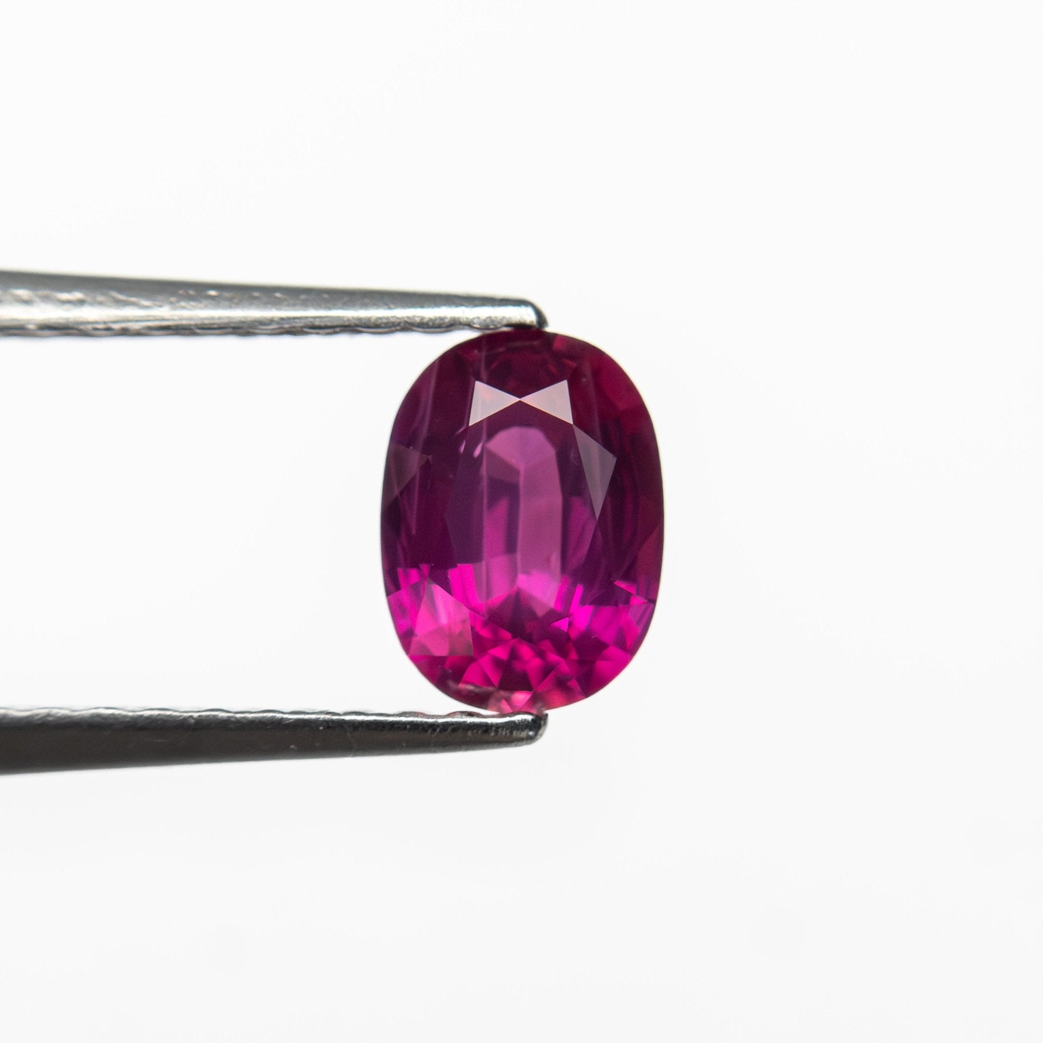 0.67ct 6.01x4.44x2.86mm Oval Brilliant Ruby 27956 - 23 - MTD