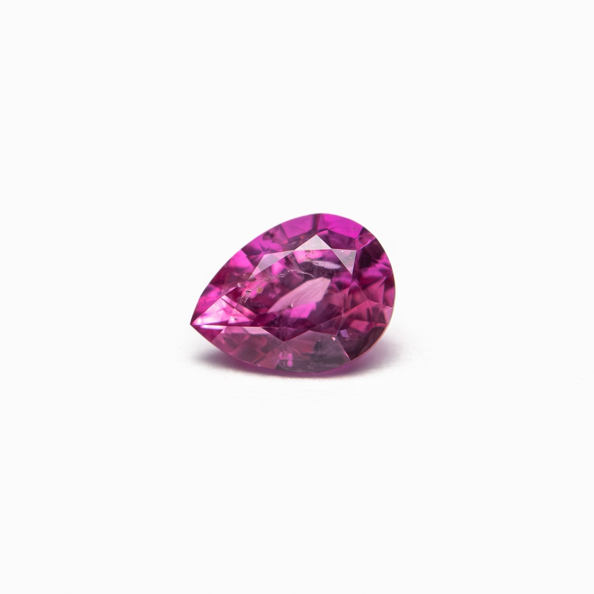 0.55ct 5.82x4.45x3.05mm Pear Brilliant Sapphire 27957 - 24 - MTD