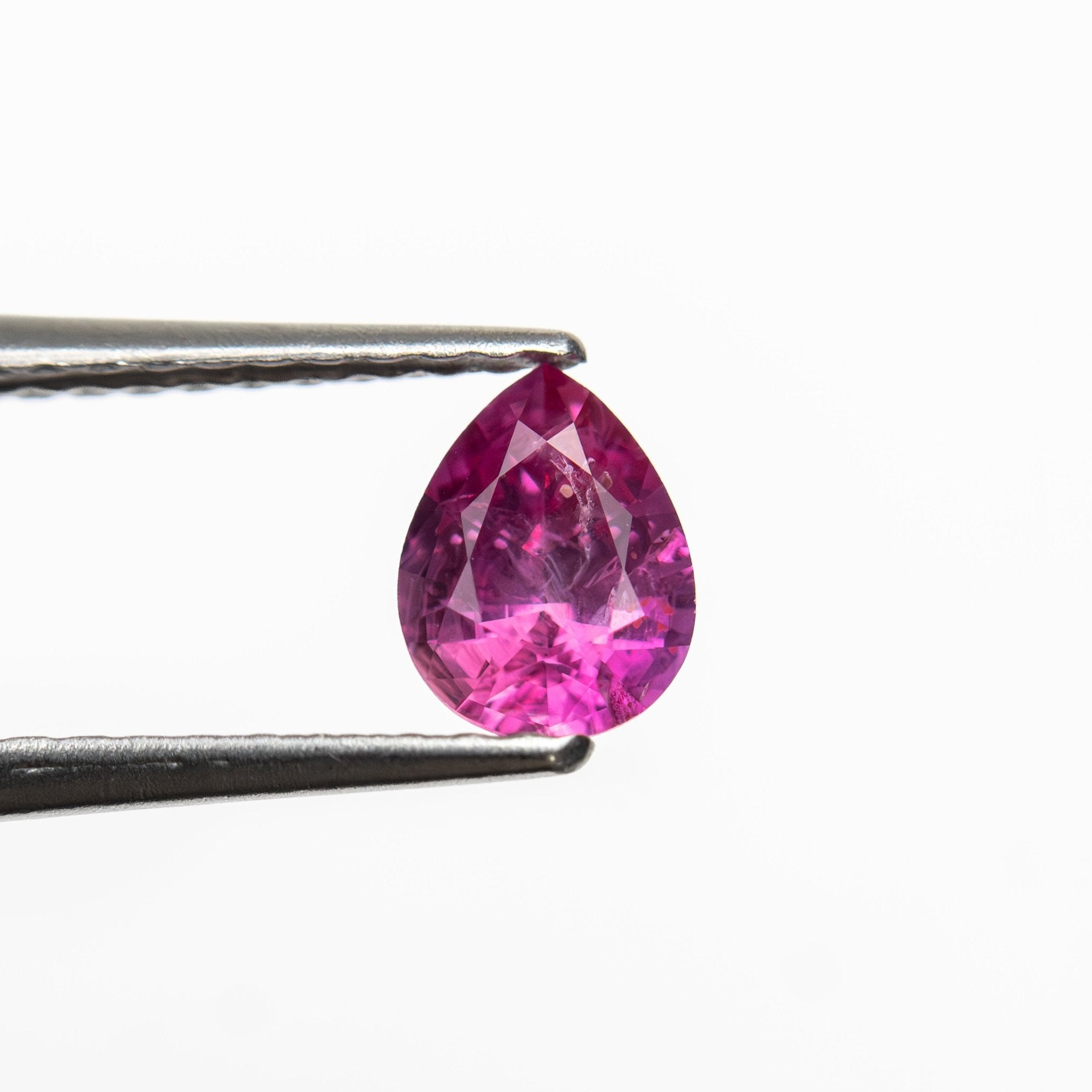 0.55ct 5.82x4.45x3.05mm Pear Brilliant Sapphire 27957 - 24 - MTD