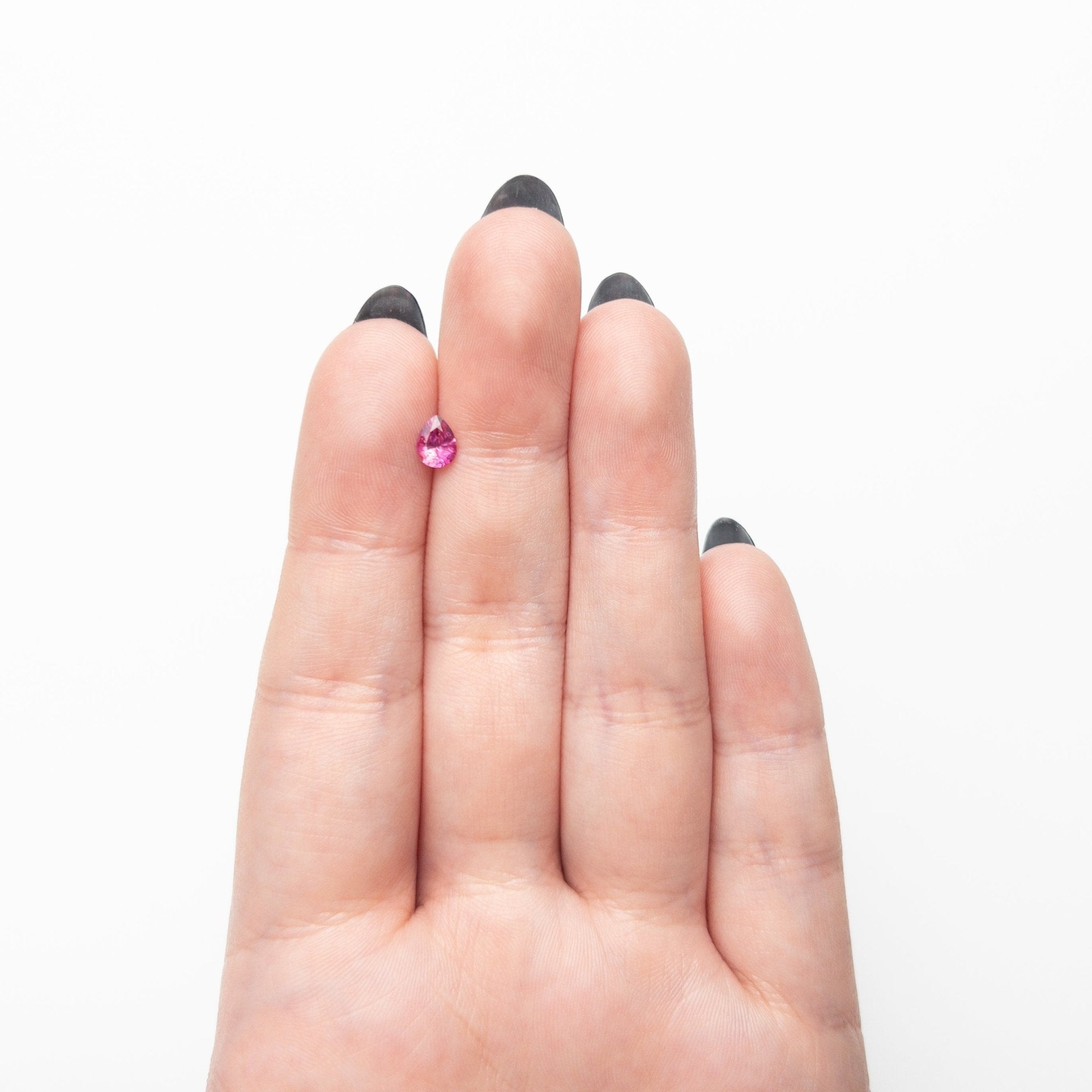 0.55ct 5.82x4.45x3.05mm Pear Brilliant Sapphire 27957 - 24 - MTD