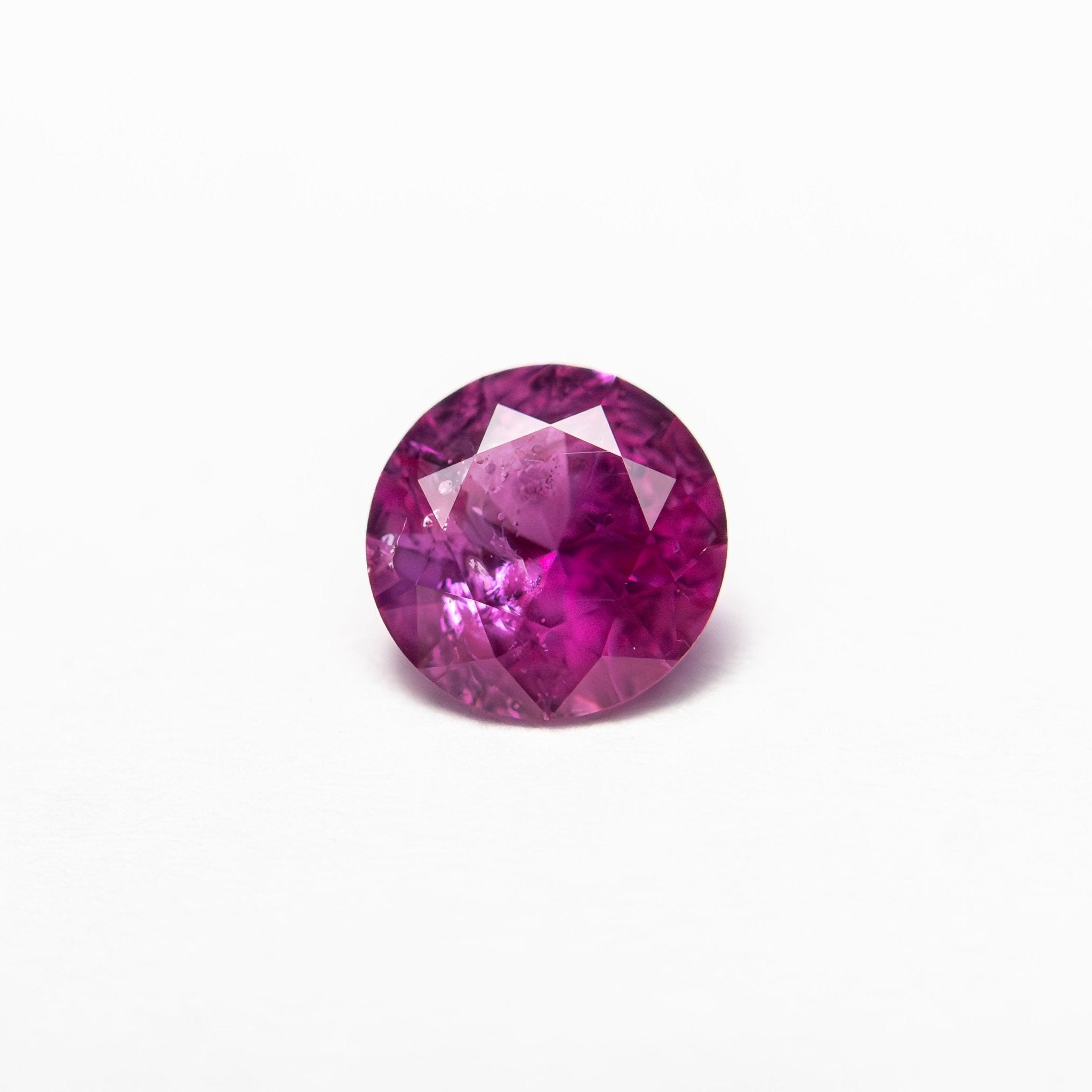 0.68ct 5.53x5.51x3.21mm Round Brilliant Sapphire 27957 - 26 - MTD