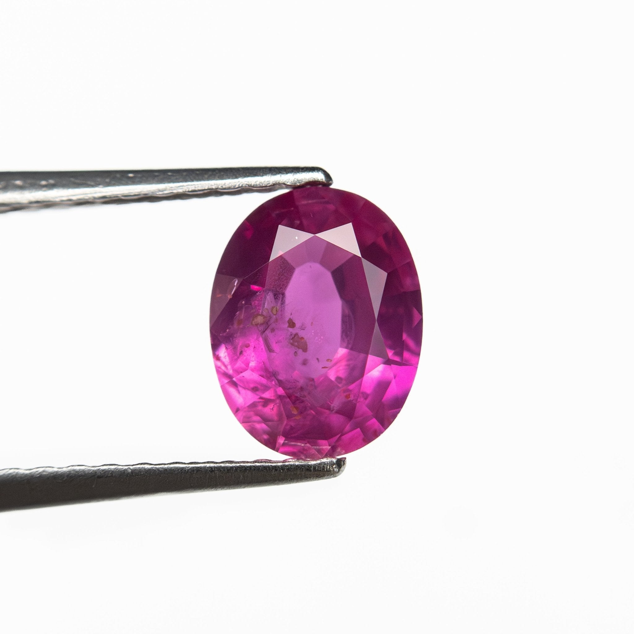 0.99ct 7.05x5.52x3.01mm Oval Brilliant Sapphire 27957 - 29 - MTD