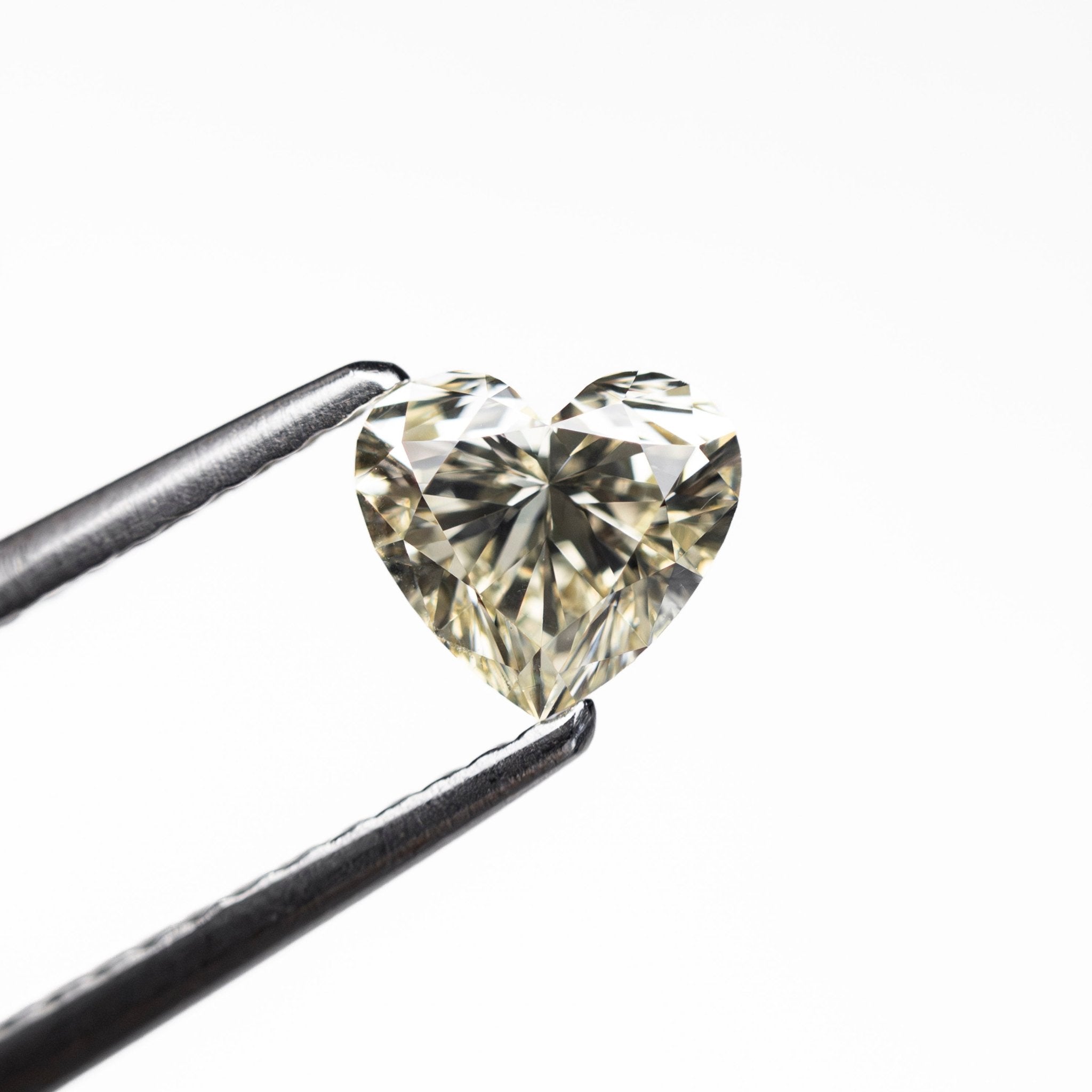 0.65ct 5.27x5.87x3.61mm VS2 U-V Heart Brilliant 🇨🇦 28000-01 - MTD